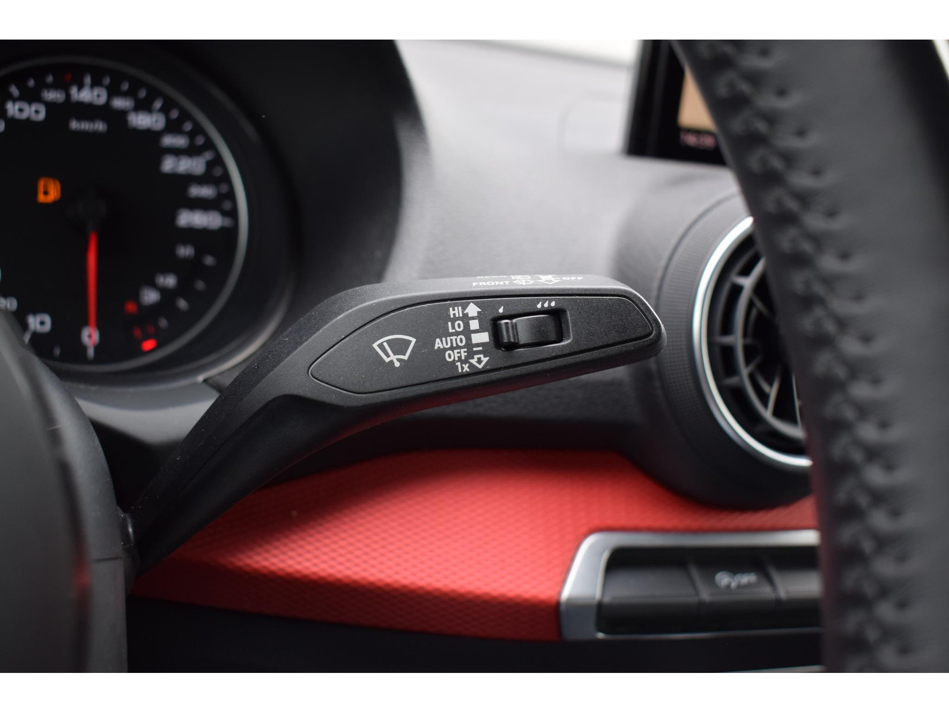 Audi Q2 30 TFSI Design Pro Line Plus | Stoelverwarming | Cruise | Navi | Climate