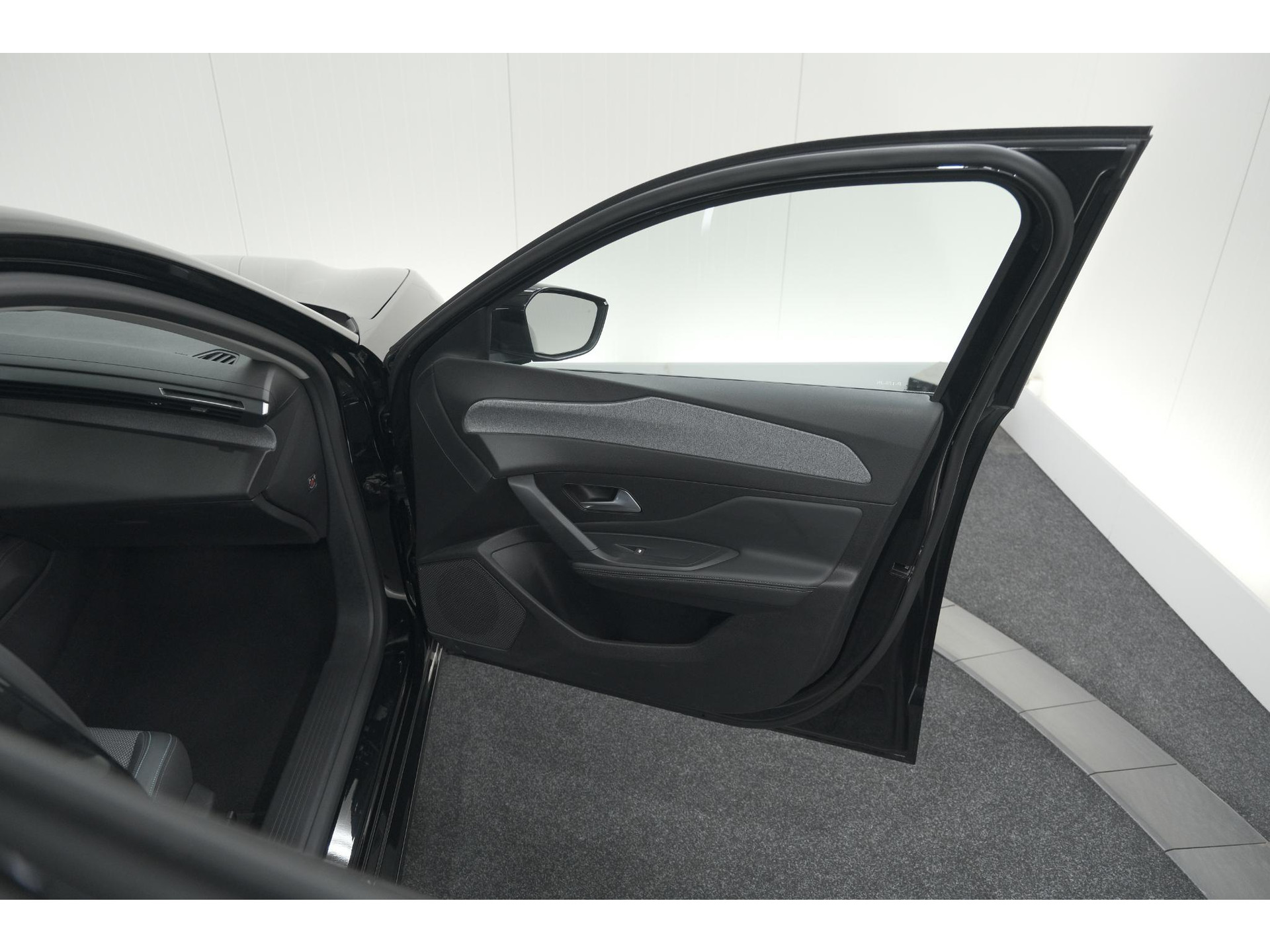 Peugeot 308 PureTech 130 Allure | Camera | Navigatie | Parkeersensoren | Apple CarPlay