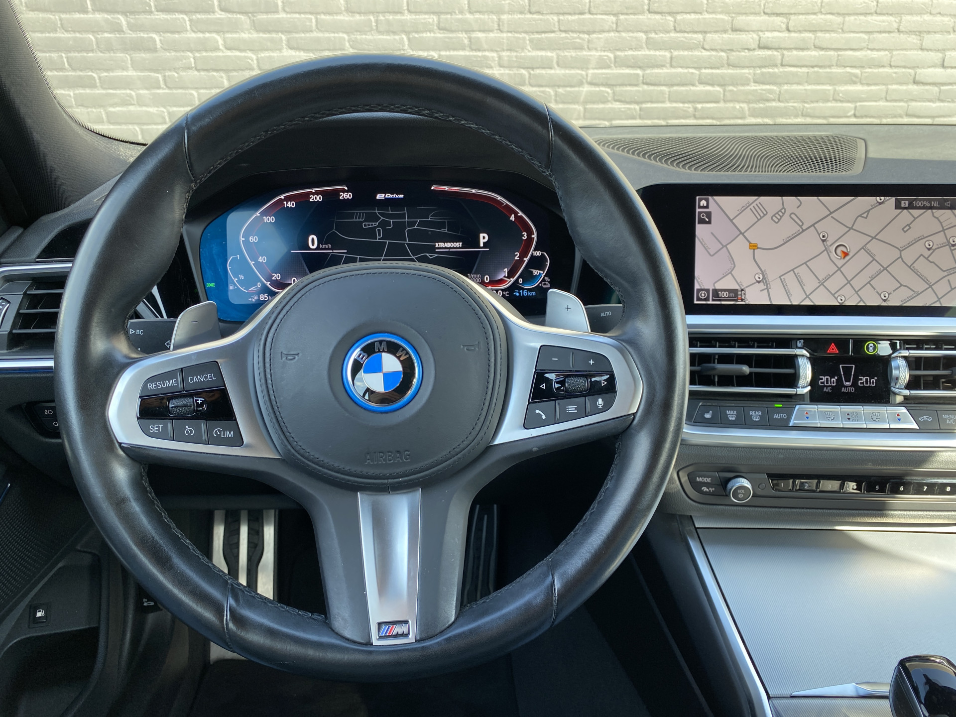 BMW 3-serie 330e High Executive M-Sport | 1e eigenaar | dealer onderh. | schuifdak | leder sportstoelen | camera | BTW auto