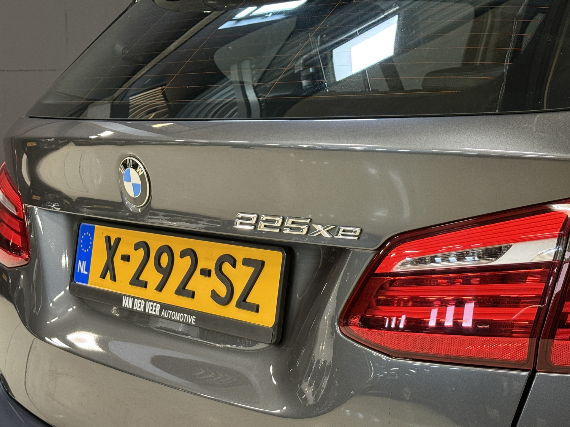 BMW 2-serie Active Tourer 225xe iPerformance Executive | M-Sport | Panoramadak | Stoelverw.