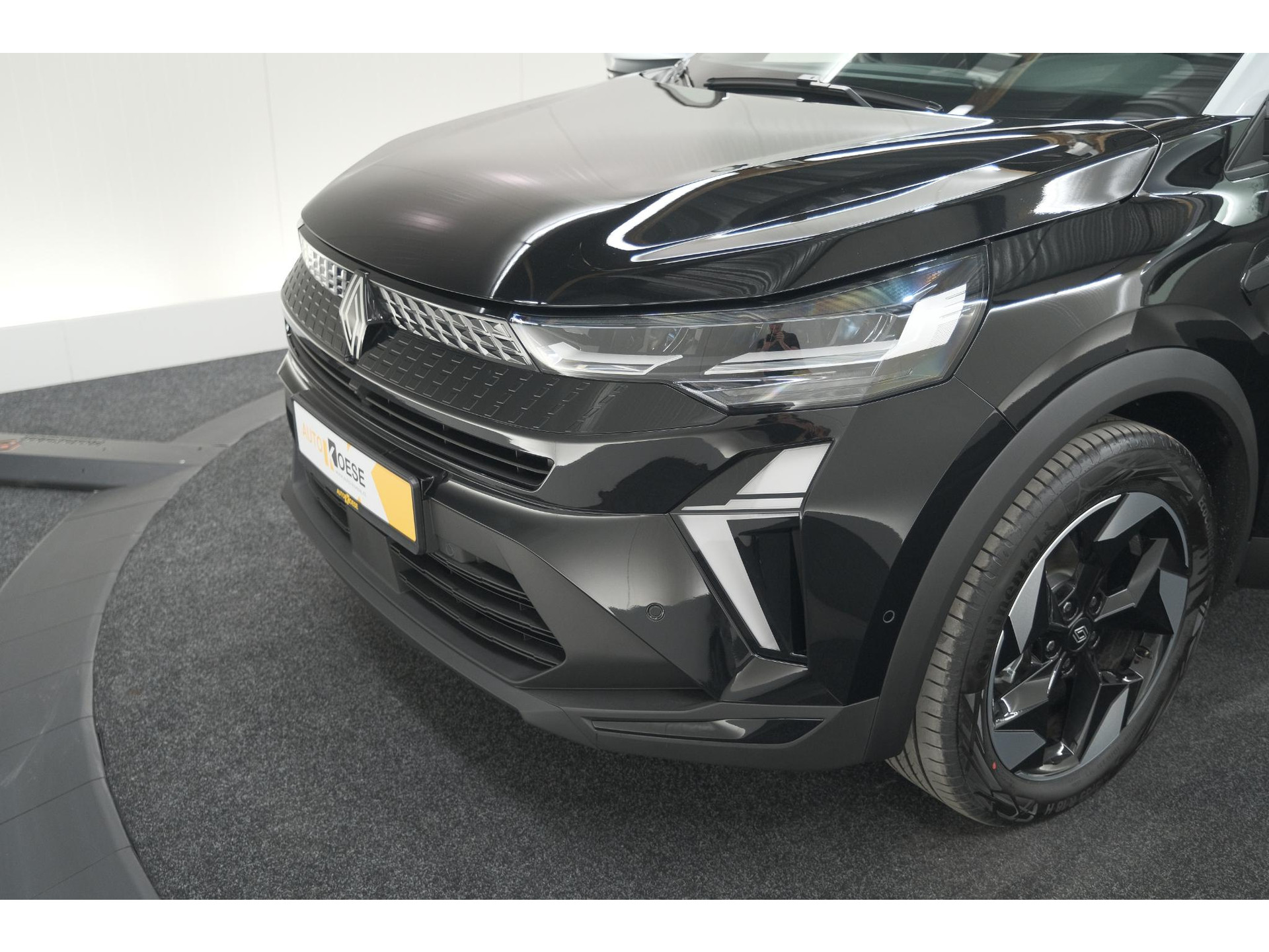 Renault Captur 1.6 E-Tech full hybrid 145 Techno | 360 Camera | Adaptieve Cruise Control | Apple Carplay | 18 Inch Lichtmetalen Velgen