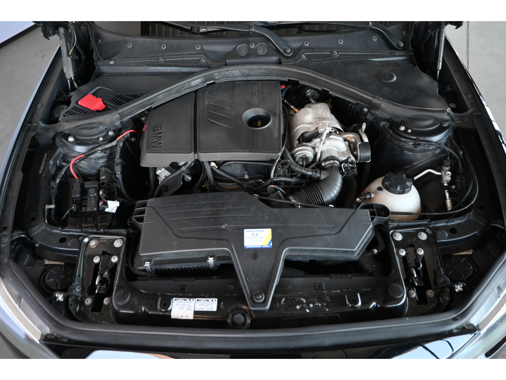 BMW 1-serie 116i Business+ Clima Cruise control Navigatie Xenon Stoelverwarming Inruil Mogelijk!
