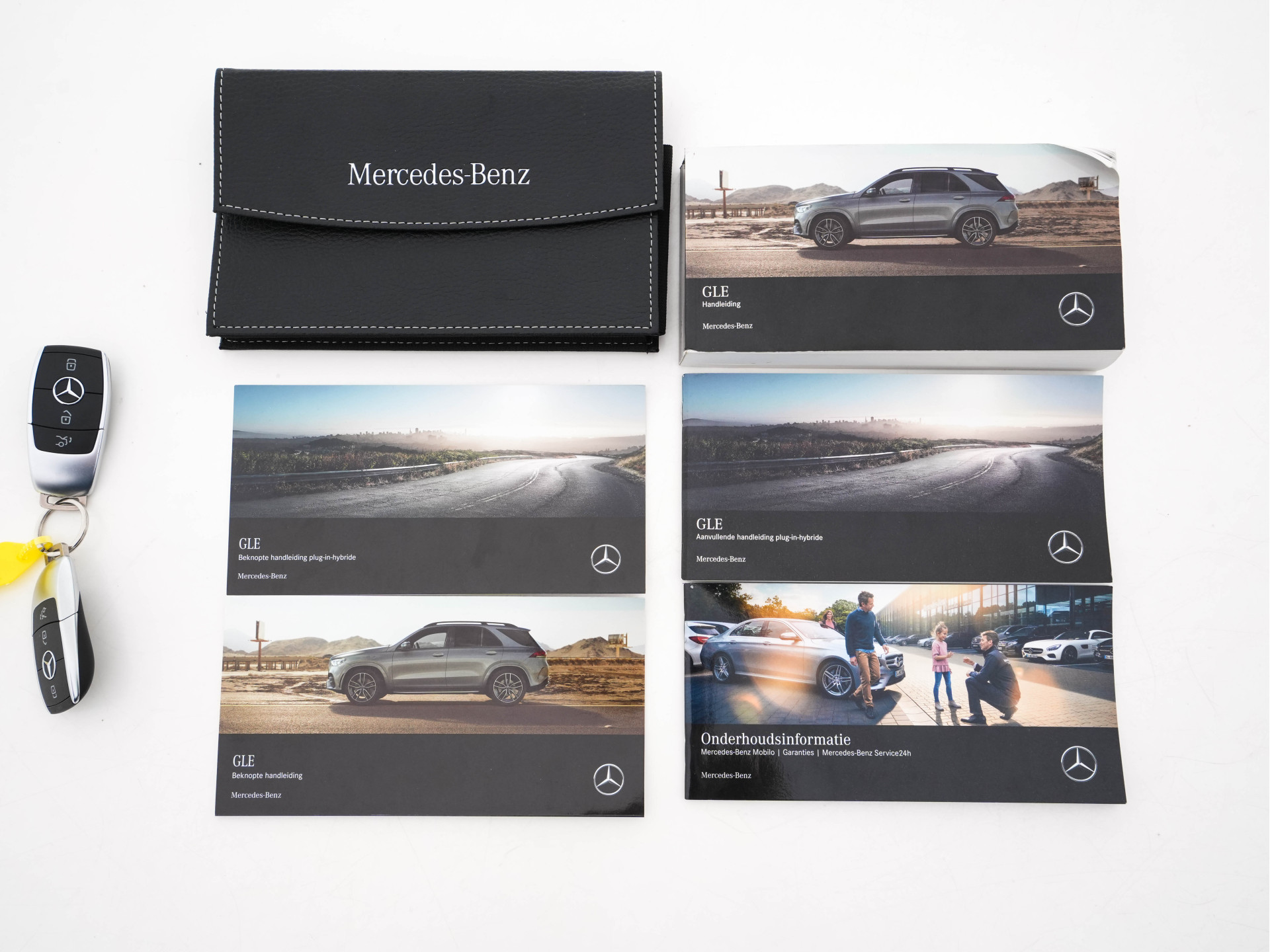 Mercedes-Benz GLE-klasse 350 de 4MATIC AMG-Line Premium (Plug-in) (INCL-BTW) *LEATHER | BURMESTER-AUDIO | FULL-LED | WIDESCREEN-COCKPIT | AMBIENT-LIGHT | NAVI-FULLMAP | HEATED-SPORTSEATS | DAB | SHIFT-PADDLES | PRIVACY-GLASS | CAMERA | 20"ALU*