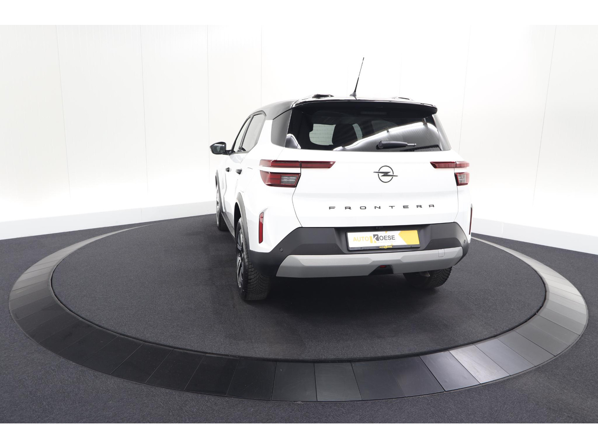 Opel Frontera 1.2 Turbo Hybrid 145 GS | 7 Zitplaatsen | Camera | Dodehoekdetectie | Navigatie