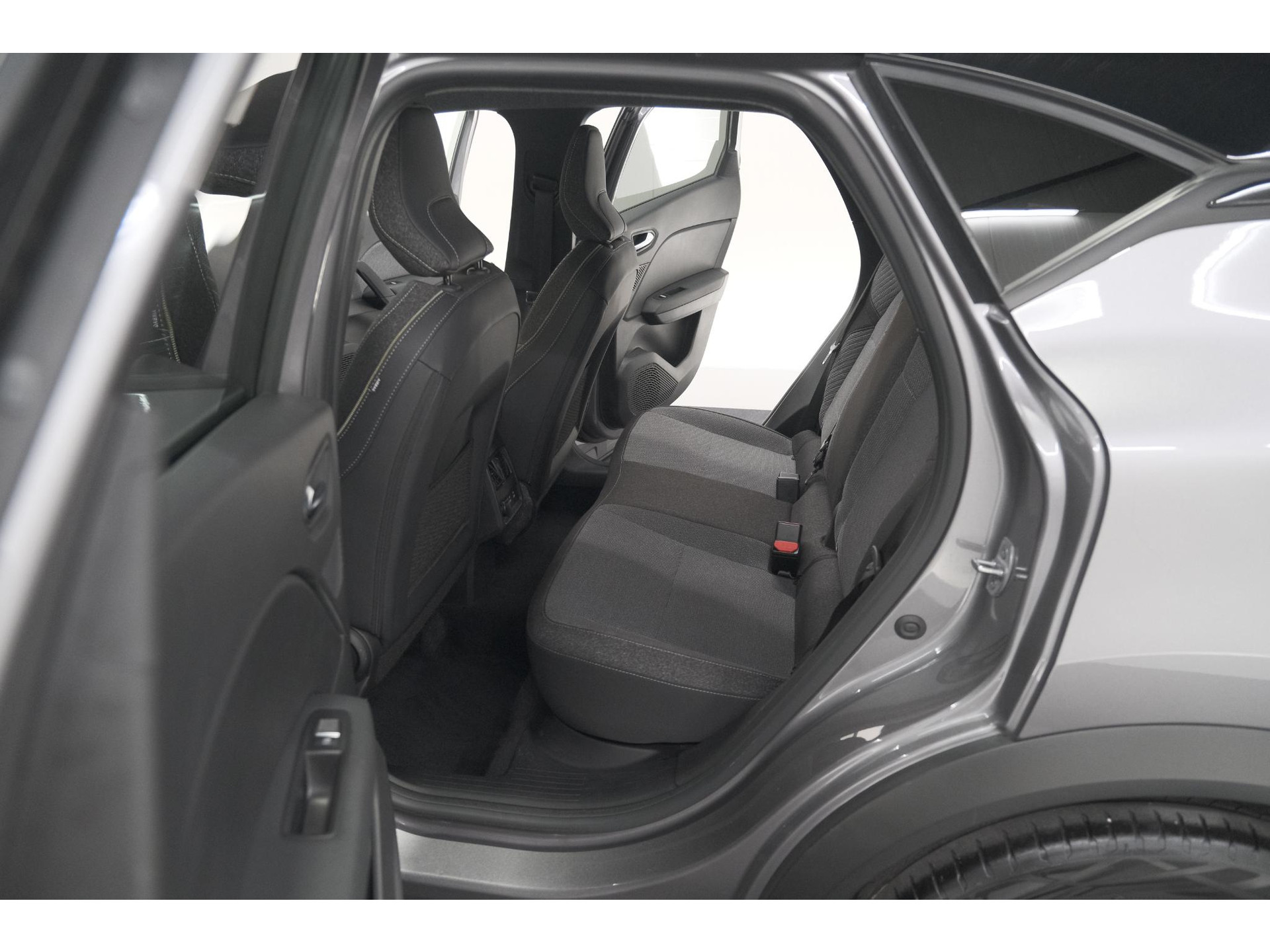 Renault Captur 1.6 E-Tech full hybrid 145 Techno | Camera | Navigatie | Apple Carplay | Parkeersensoren