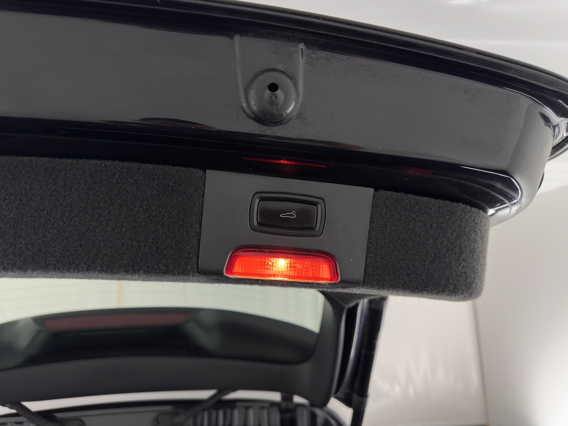 Porsche Cayenne 3.0 D Aut. *PANO | LEATHER | XENON-PLUS | SPORT-CHRONO | HEATED-COMFORTSEATS | BOSE-SOUND | MEMORY-PACK |  AIR-SUSPENSION | NAVI-FULLMAP | TOWBAR | LANE-ASSIST | SHIFT-PADDLES | 18''ALU*