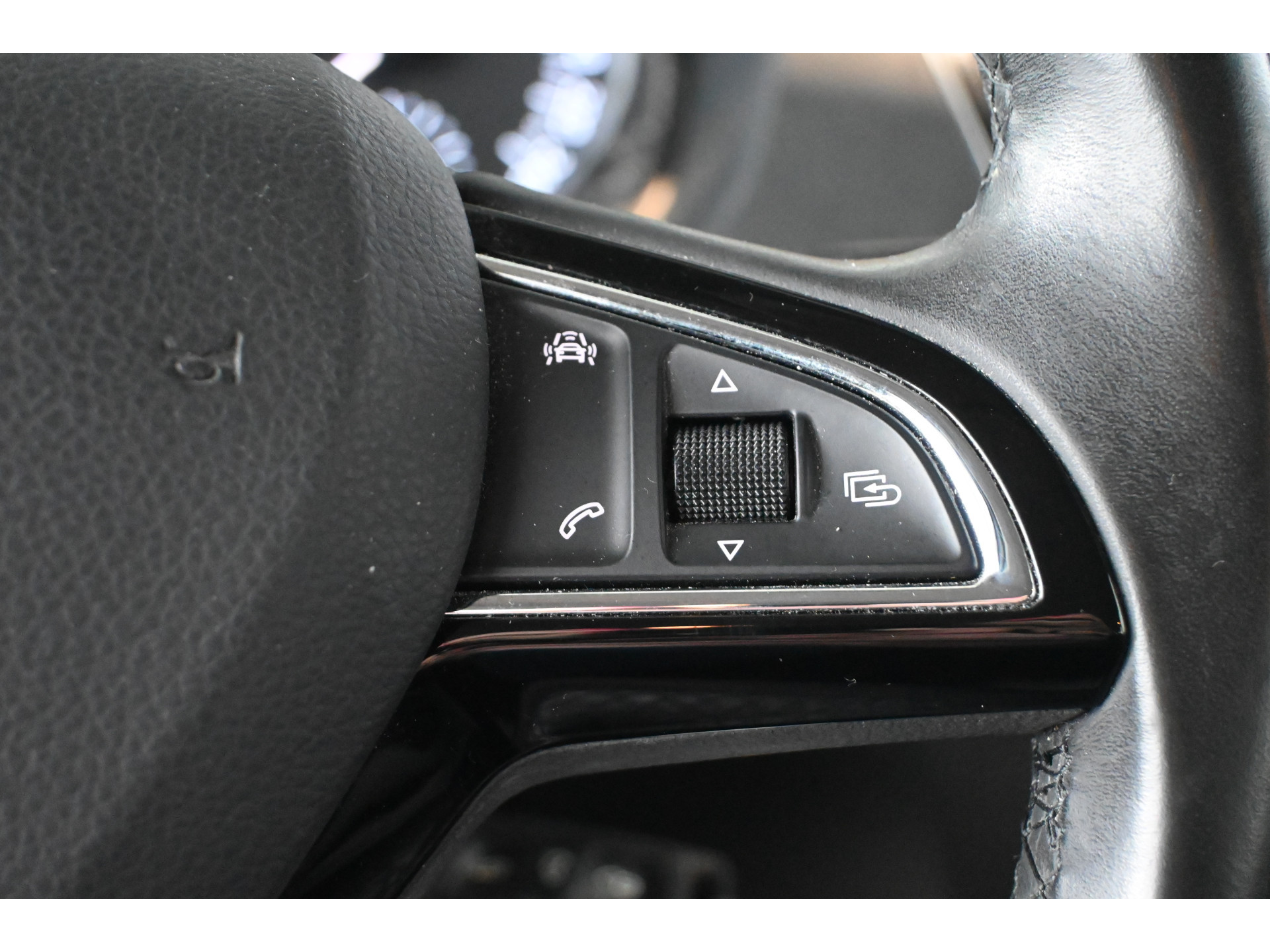ŠKODA Fabia Combi 1.0 TSI Ambition Business Airco Navigatie Cruise Control Rijklaarprijs Inruil Mogelijk!