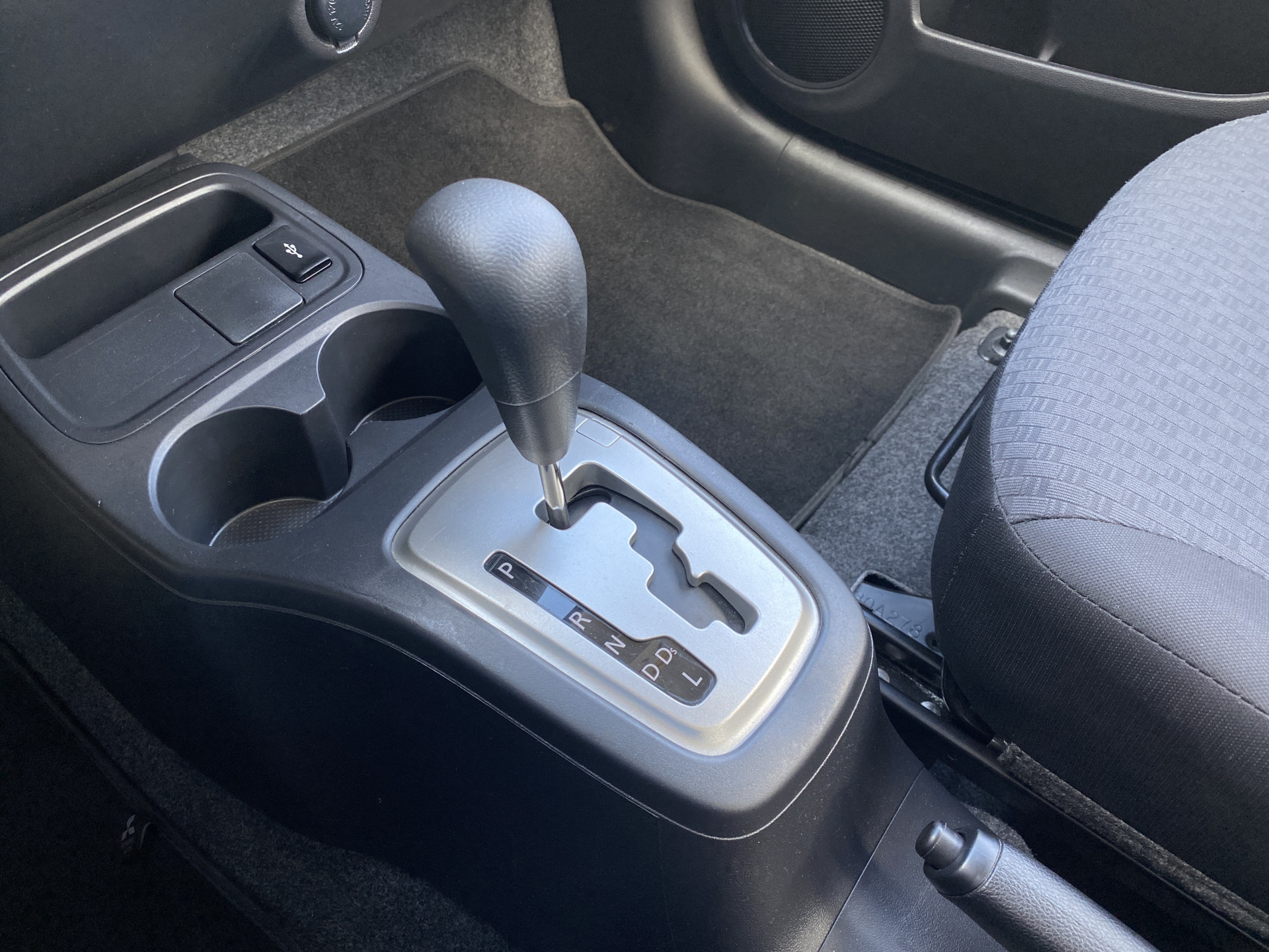 Mitsubishi Space Star 1.0 Cool+ AUT. | airco | elektrisch pakket | mistlampen | radio cd usb speler  |  NL auto