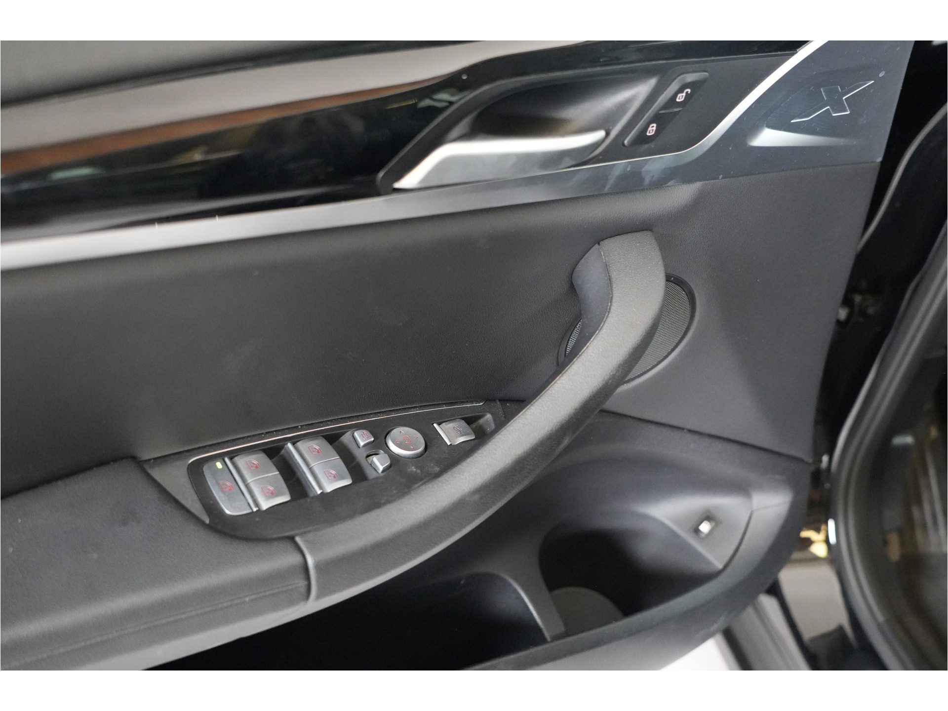 BMW X3 xDrive30e PHEV 293 pk | SOH 96% | Leder | 360° Cam | Adaptive Cruise | Sportstoelen |