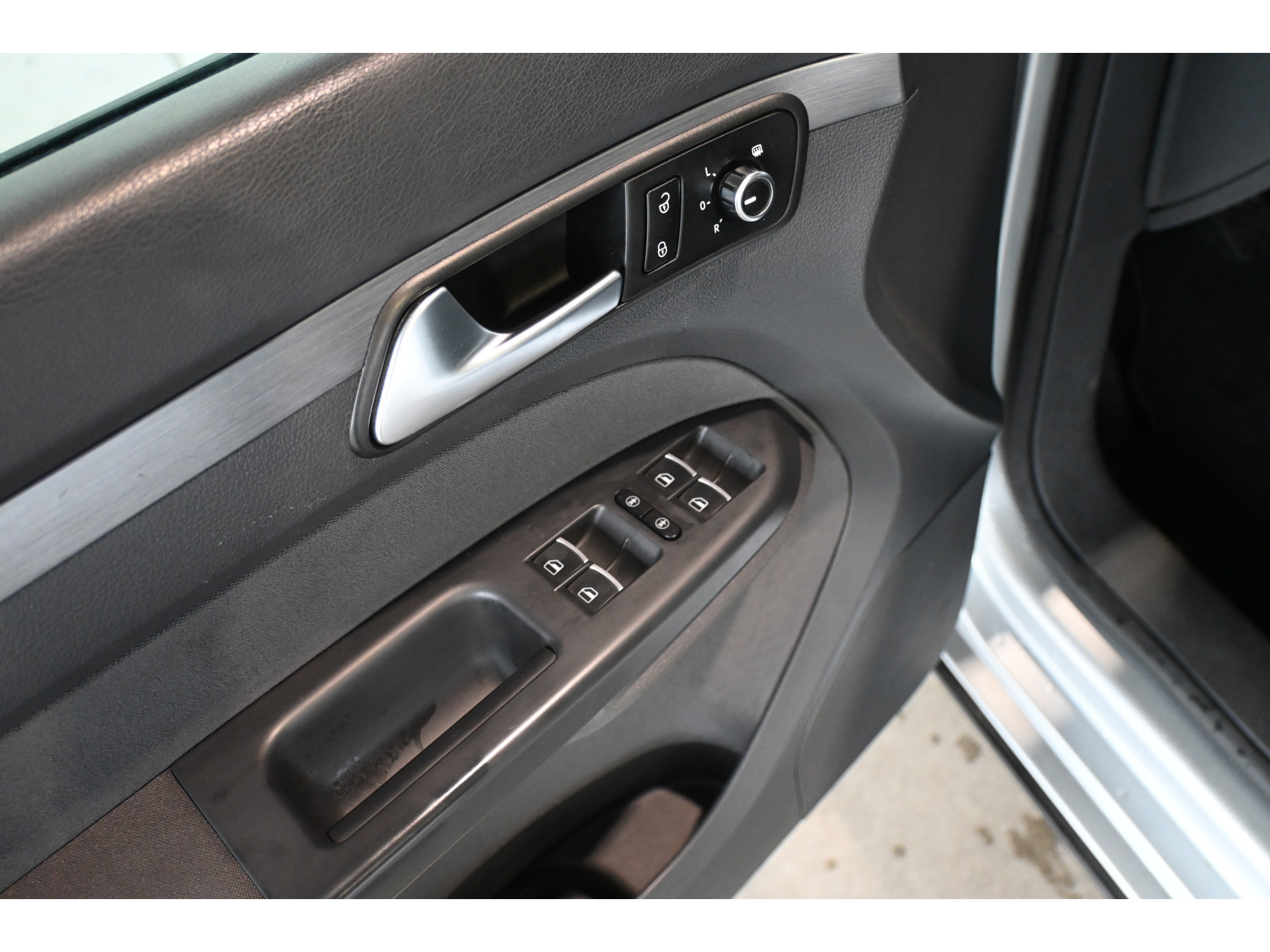 Volkswagen Touran 1.4 TSI Cross Climate control Trekhaak Cruise control PDC Inruil Mogelijk!