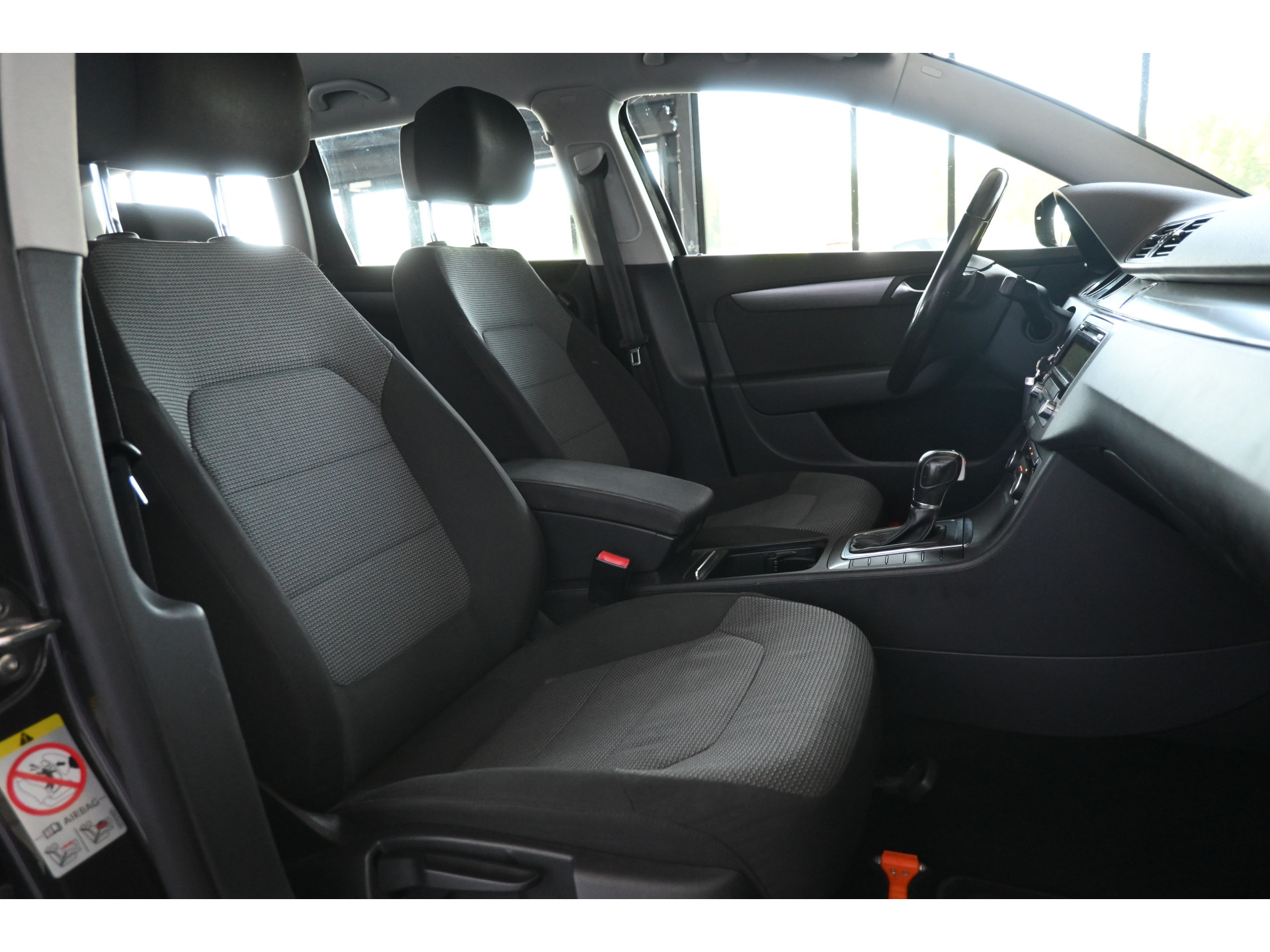 Volkswagen Passat Variant 1.4 TSI Comfortline BlueMotion Automaat Clima Cruise control Trekhaak Lichtmetaal Inruil Mogelijk!