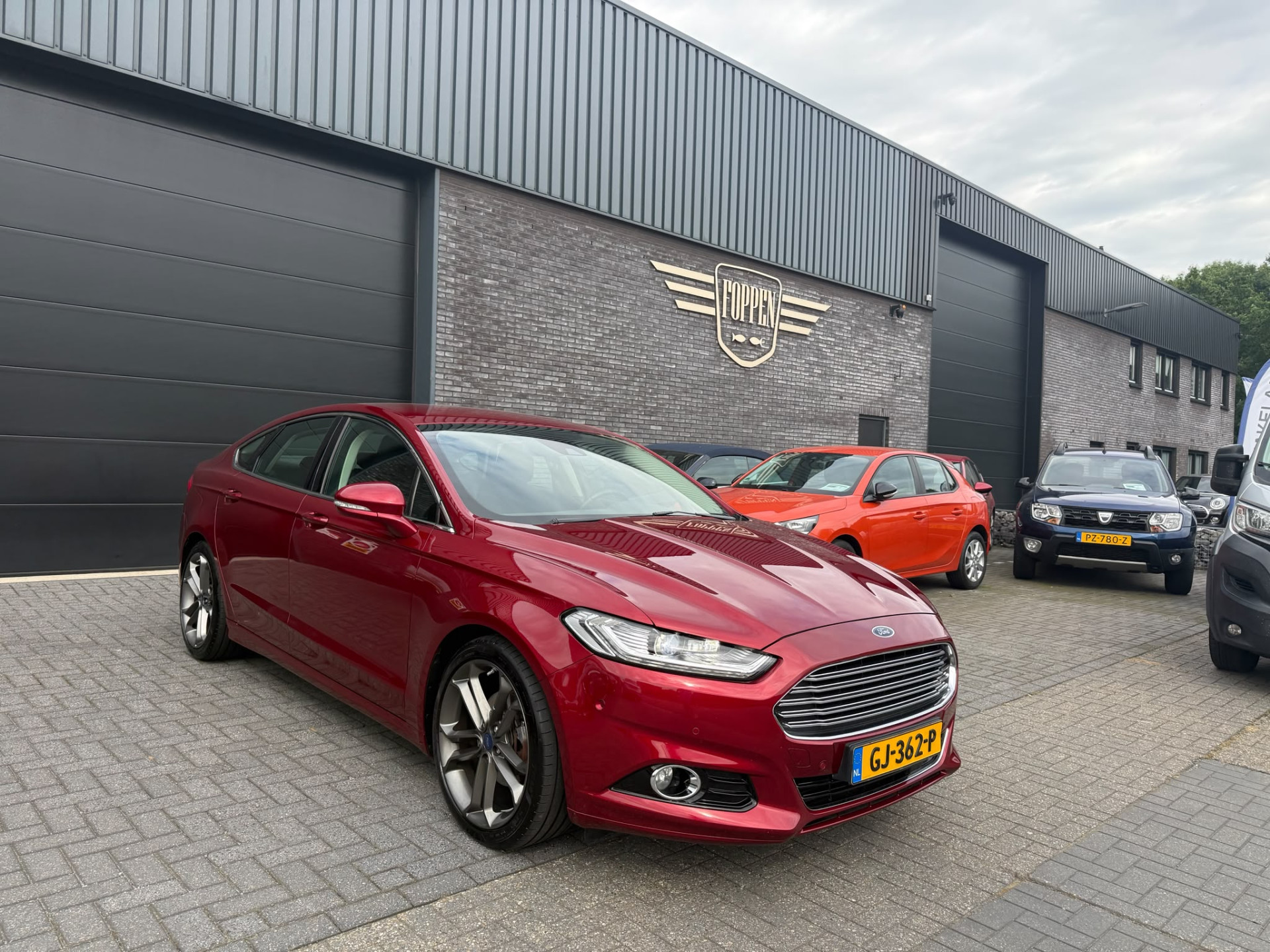 Ford Mondeo 2.0 Titanium | 3E EIGENAAR | 3/6/12MND GARANTIE | AUTOMAAT | LED | DODEHOEK | ACC | NAVI | TREKHAAK |SFEERVERL. | LMV |