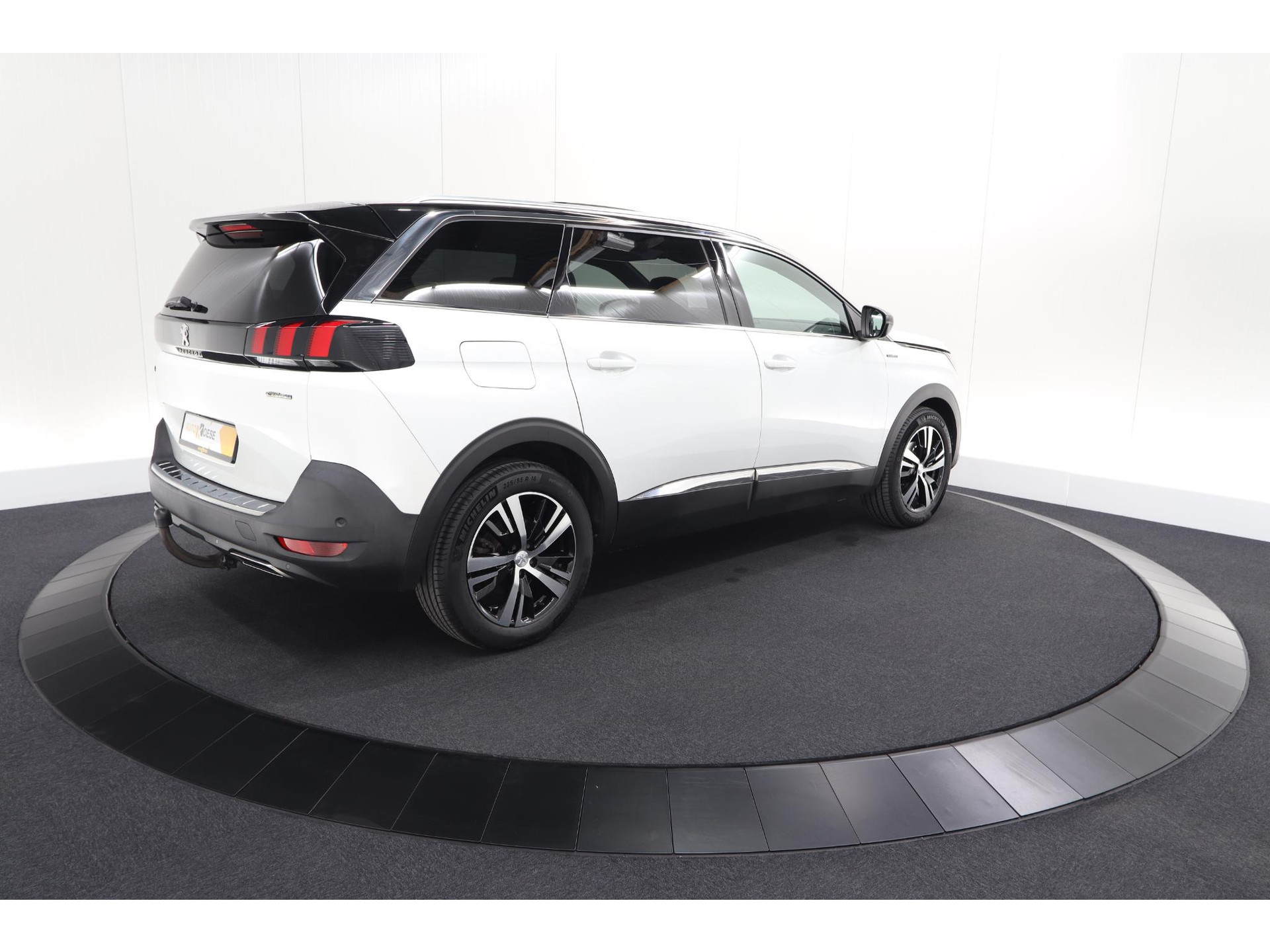 Peugeot 5008 PureTech 130 EAT8 GT-Line | Schuif-/Kanteldak | Trekhaak | Elektrische Kofferklep | Camera