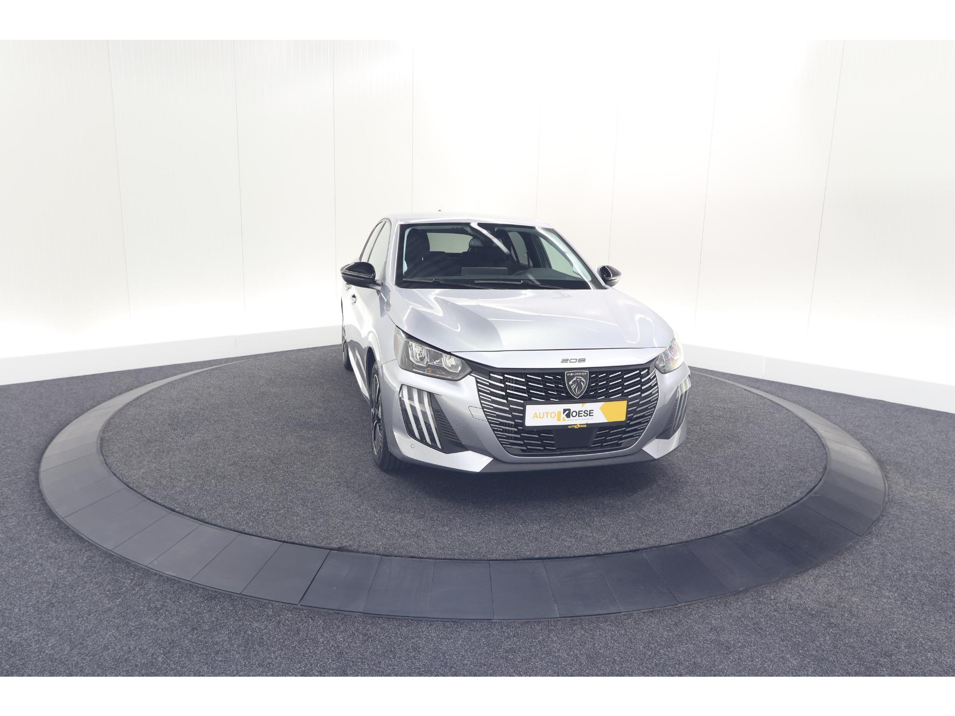 Peugeot 208 PureTech 100 Allure Pack | NIEUW MODEL | Apple CarPlay | Parkeersensoren | Climate Control