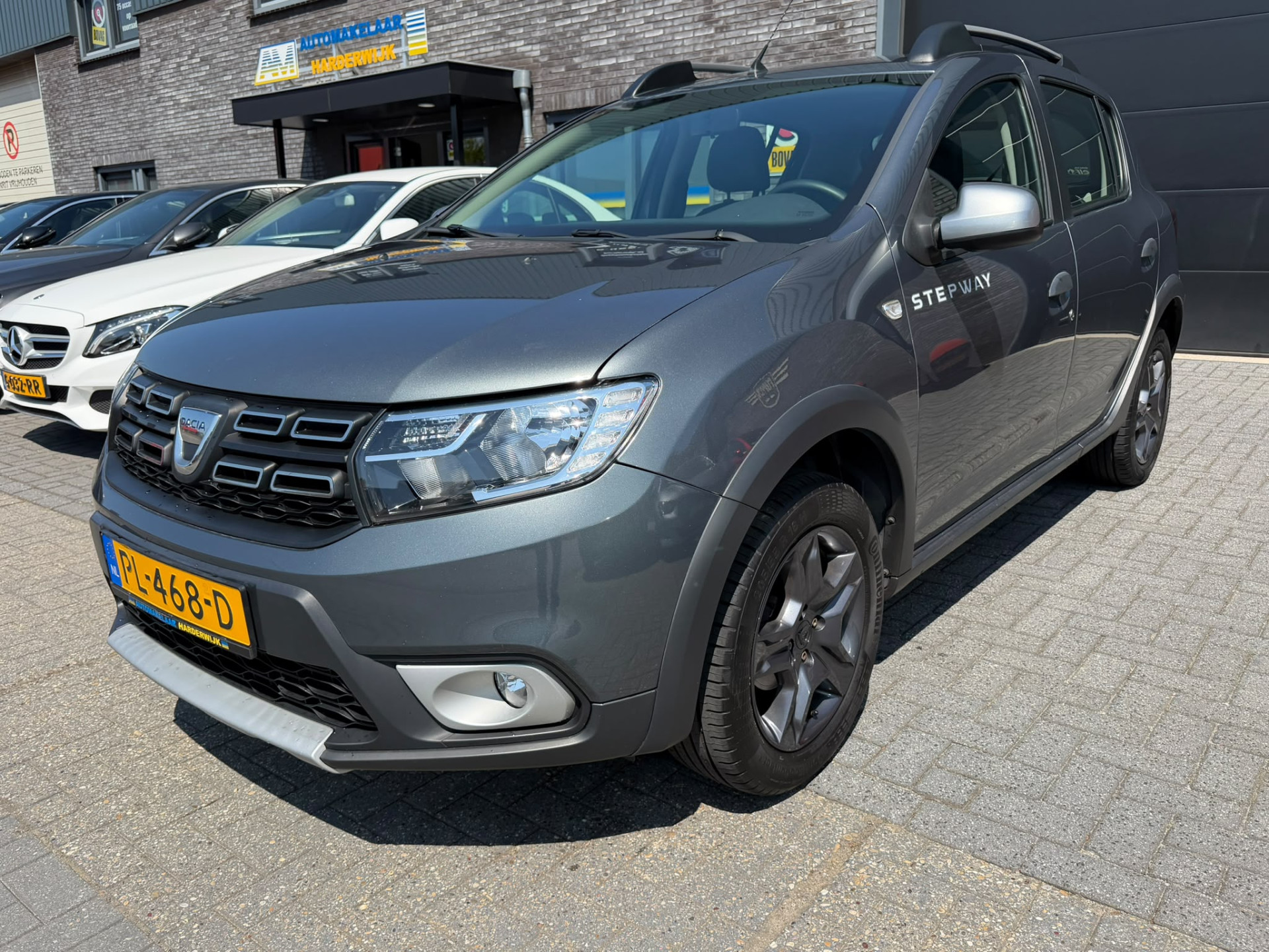 Dacia Sandero 0.9 TCe SL Stepway | 1E EIGENAAR | AUTOMAAT | 3/6 OF 12 MND GARANTIE | NAVI | CAMERA |