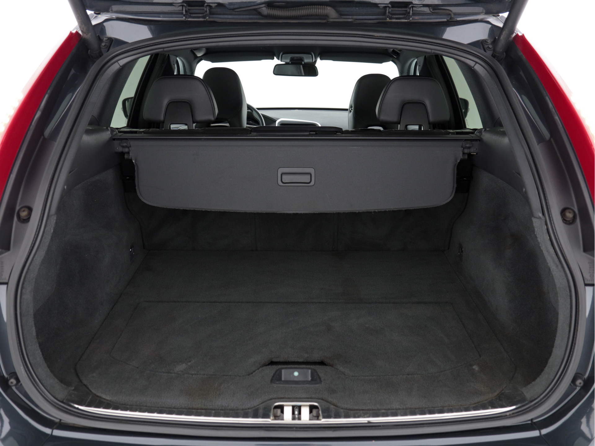 Volvo XC60 2.0 D4 R-Design FWD Aut. *NAVI-FULLMAP | LEATHER-ALCANTARA | ECC | HEATED-R-DESIGN-SPORTSEATS | PRIVACY-GLASS |  PDC | SHIFT-PADDLES | CRUISE | 18"ALU*