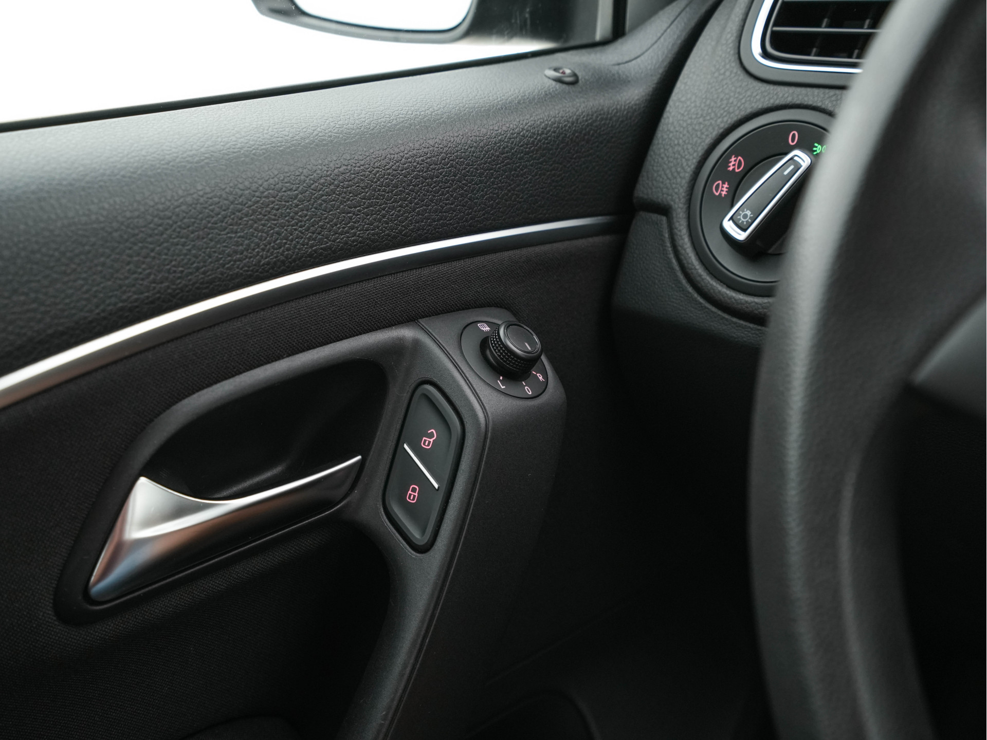 Volkswagen Polo 1.4 TDI Comfortline Executive-Plus-Pack *NAVI-FULLMAP | AIRCO | CRUISE | COMFORT-SEATS*