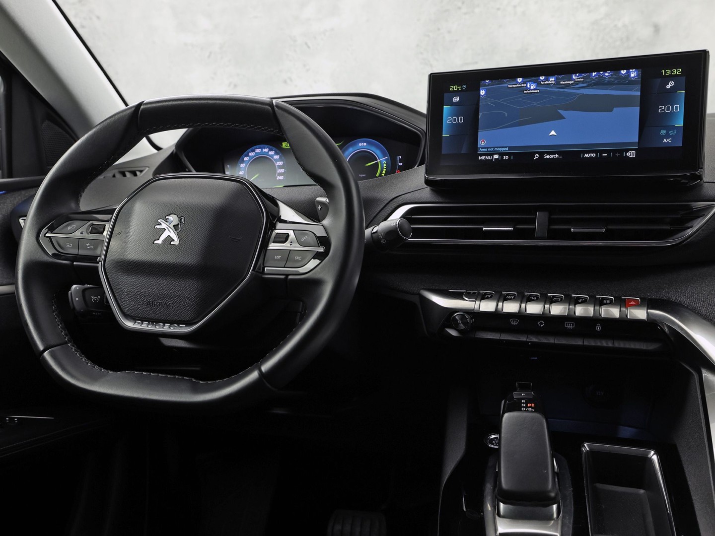 Peugeot 3008 1.6 HYbrid 225 Allure Blacksport 225Pk Automaat (APPLE CARPLAY, SOH 94,7%, BLACK PACK, GROOT NAVI, 360 CAMERA, SPORTSTOELEN, KEYLESS, LANE ASSIST, NIEUWE APK, NIEUWSTAAT)