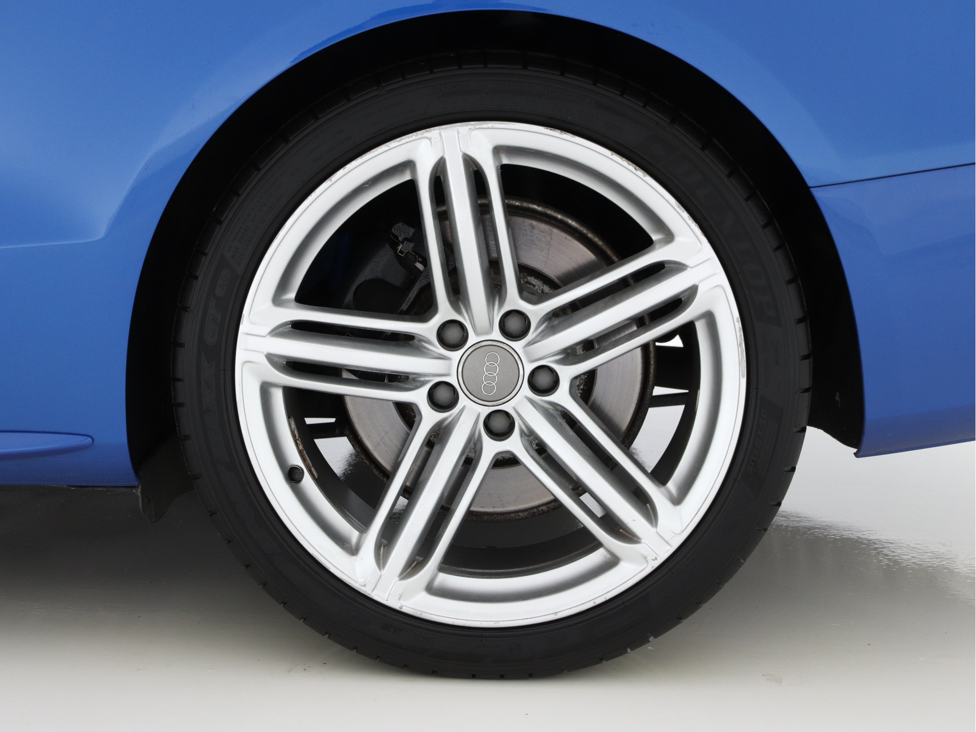 Audi S5 Cabriolet 3.0 TFSI Quattro Aut. *LEATHER | BI-XENON | NAVI-FULLMAP | BANG/OLUFSEN-AUDIO | PDC | ECC | CRUISE | CAMERA | SHIFT-PADDLES | MEMORY-PACK | HAEATED/VENTILATED-SPORTSEATS | AIRSCARF | CARBON-INLAY | KEY