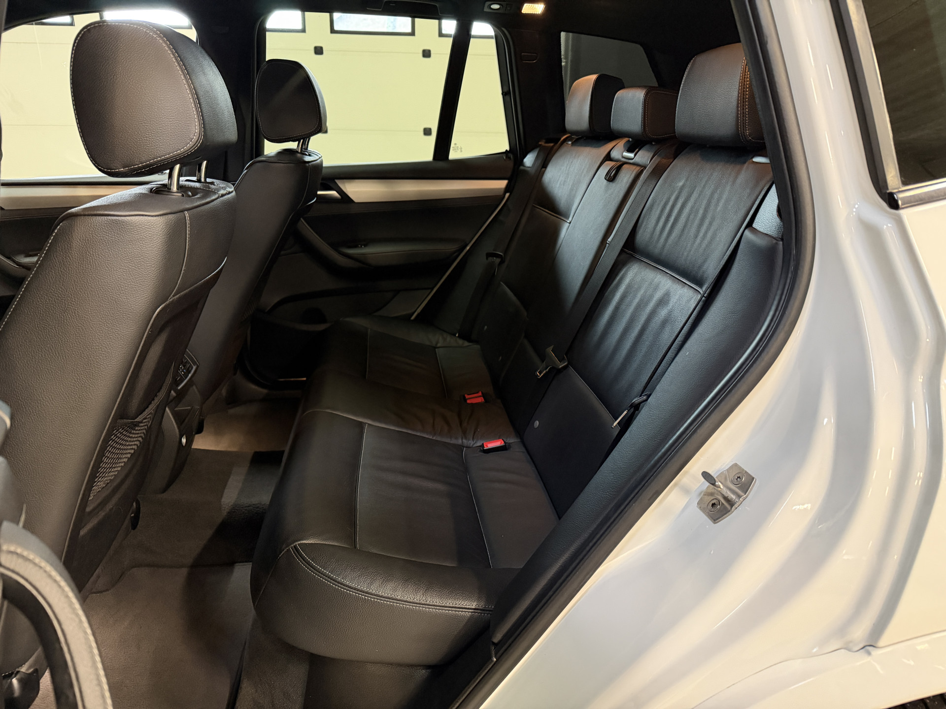 BMW X3 xDrive20i M-Sport Centennial High Executive | Panoramadak | Head-Up | Lederen sportstoelen | 20'' LMV