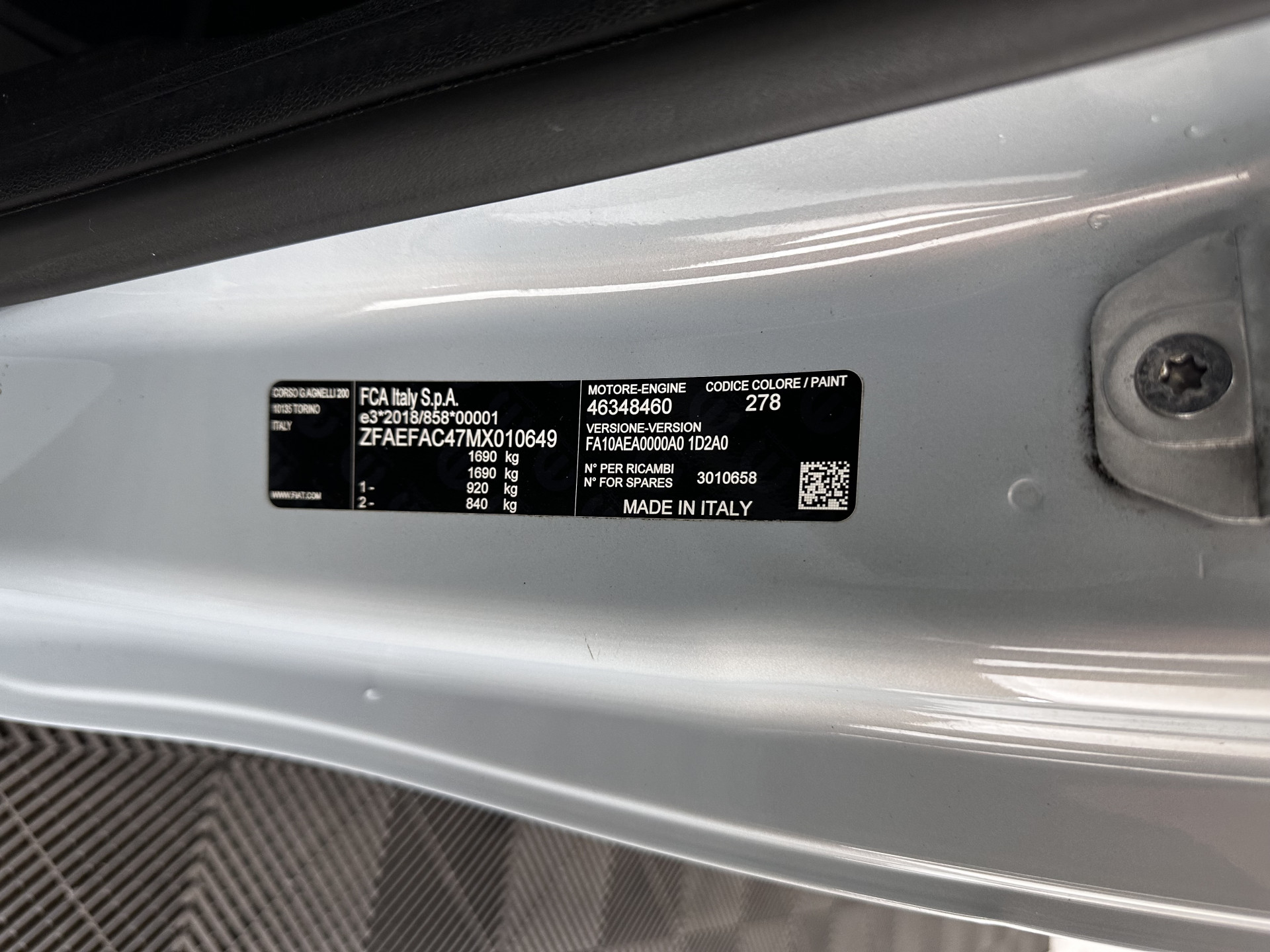 Fiat 500 Icon 24 kWh [ 3-Fase ] (⚠️) (INCL-BTW) Aut. *FULL-LED | DIGI-COCKPIT | CCS-FASTLOADER | KEYLESS | CAMERA | NAVI-FULLMAP | DAB+ | ECC | PDC | CRUISE | LANE-ASSIST | CARPLAY |  COMFORT-SEATS | 16'ALU*