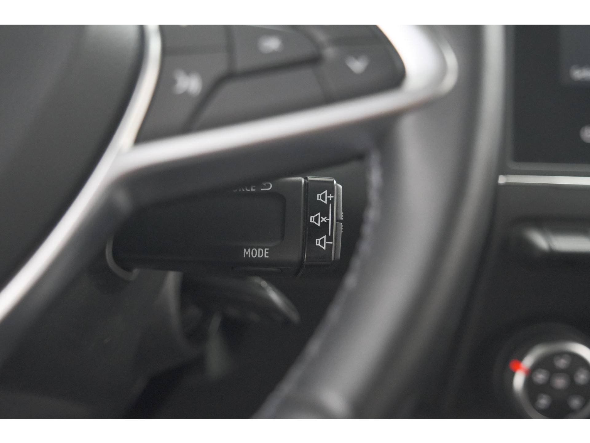 Renault Clio TCe 90 Evolution | Apple Carplay | Cruise Control | Navigatie