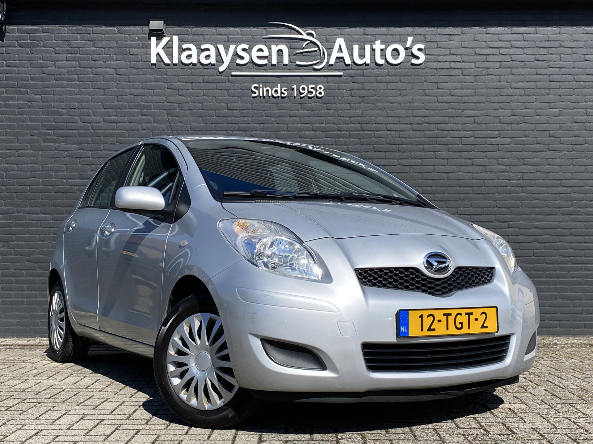 Daihatsu Charade 1.3 City AUT. | dealer onderhouden | airco | trekhaak | parkeersensoren | schuifbank | elektrisch pakket