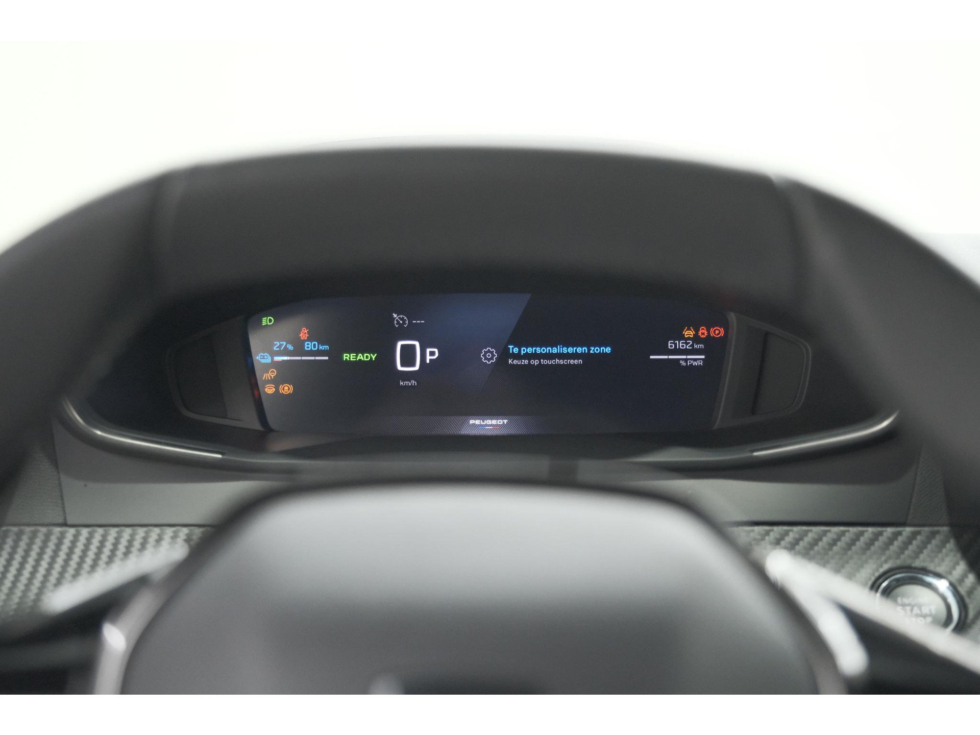 Peugeot e-2008 EV Allure Avantage 54 kWh | SOH 97,8% | 11 KW Lader | Apple Carplay | Parkeersensoren
