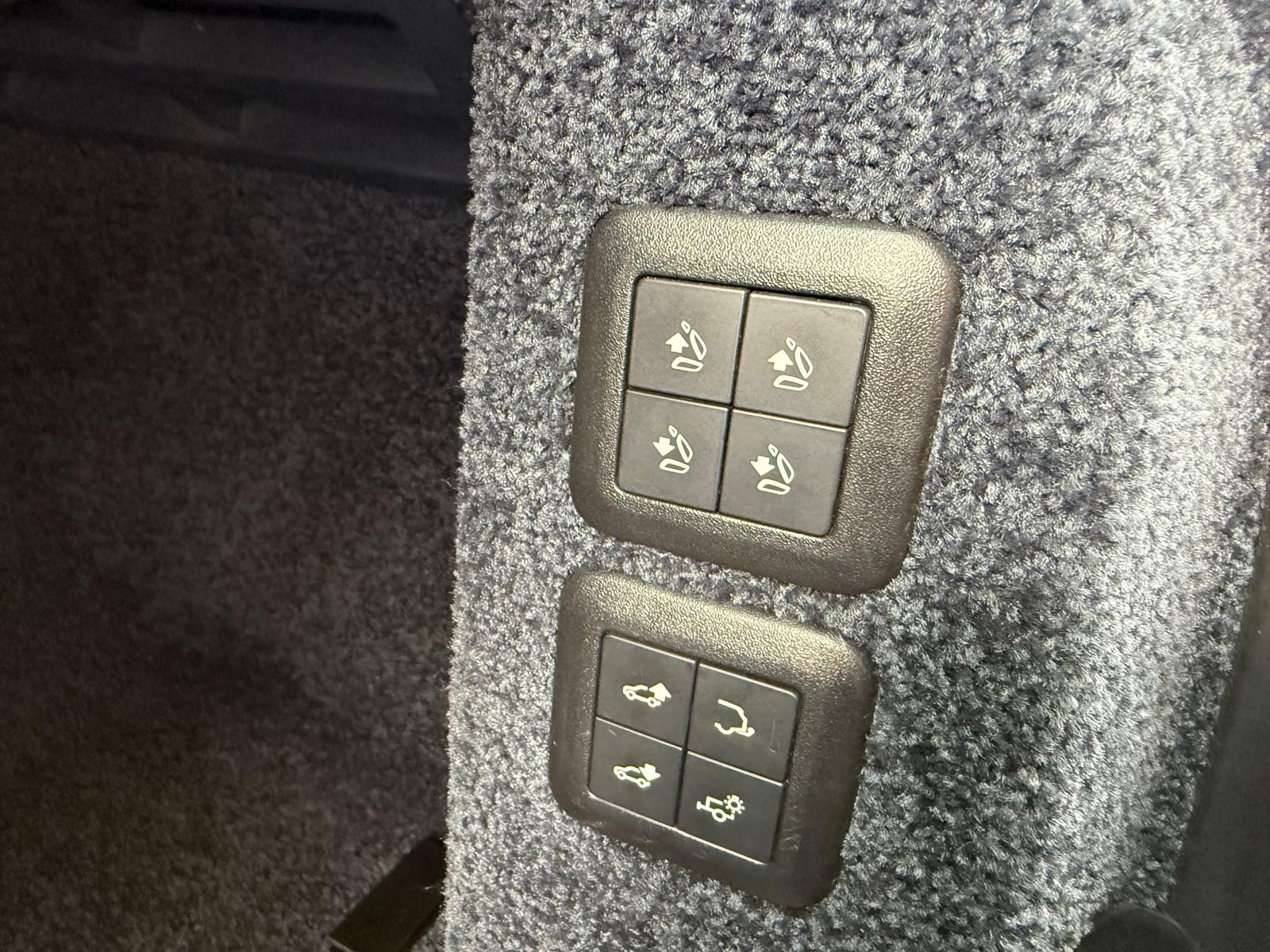 Land Rover Range Rover 3.0 TDV6 Autobiography | 3/6/12MND GARANTIE | PANO | SFEER | CARPLAY | NAVI | STOELMASSAGE | ACC | TREKHAAK |