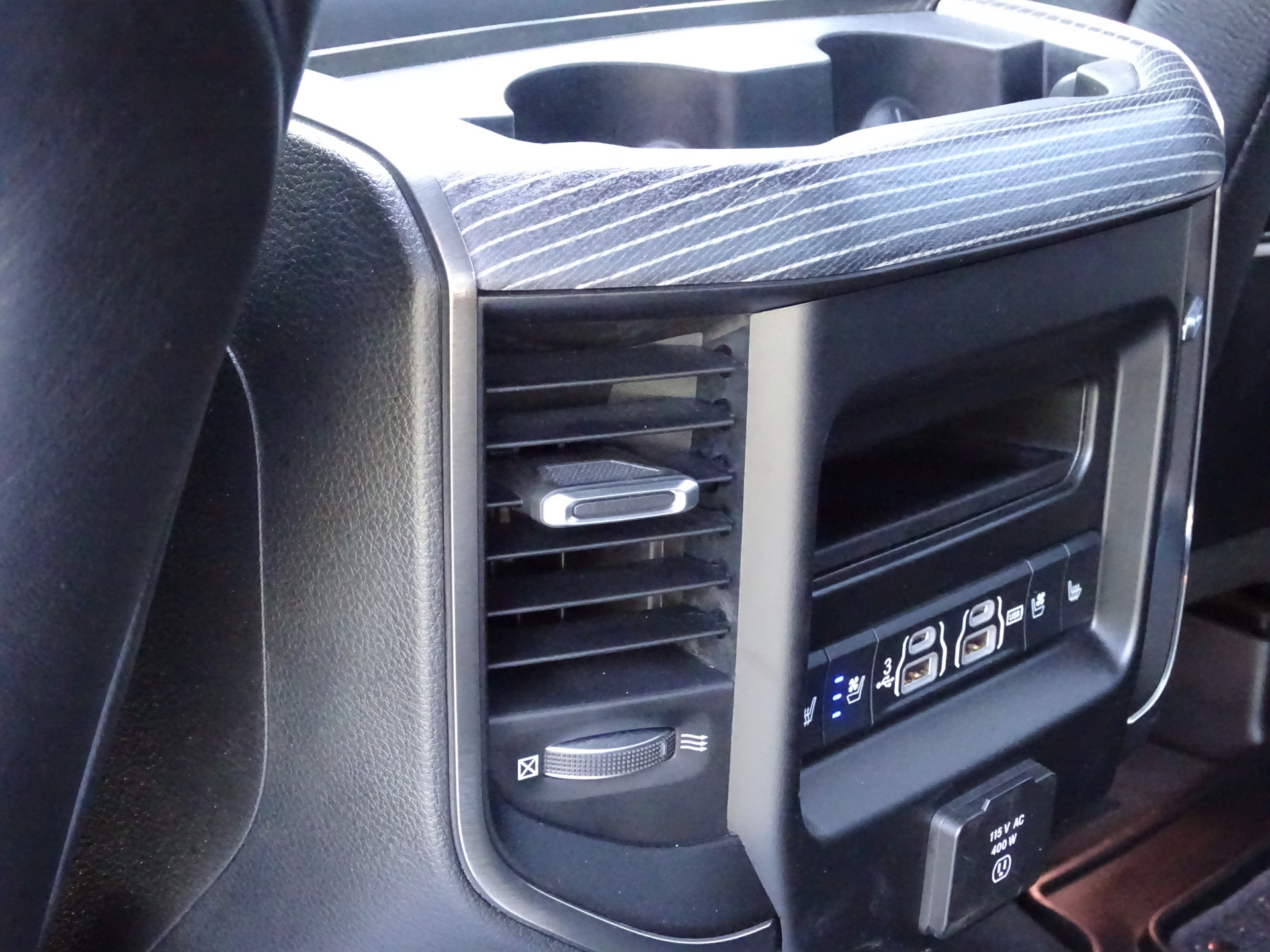 Dodge Ram 1500 5.7 V8 4x4 Crew Cab Limited