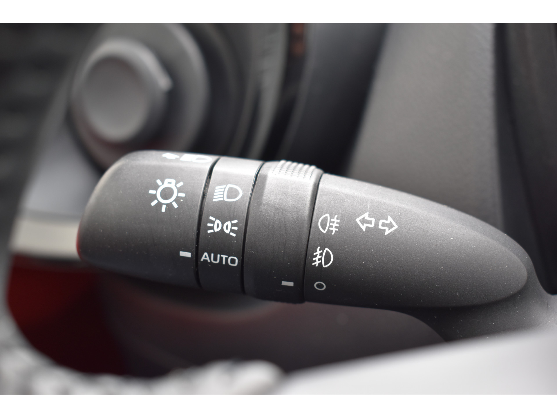 Toyota Aygo X 1.0 VVT-i MT Envy Jbl Navigatie Carplay