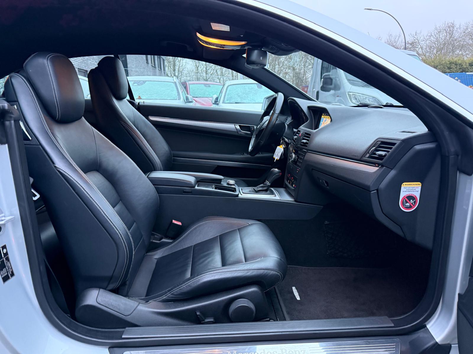 Mercedes-Benz E-klasse Coupé 200 CGI Avantgarde | 2E EIGENAAR | 3/6/12MND GARANTIE | LEDER | NAVI | CRUISE | LMV |