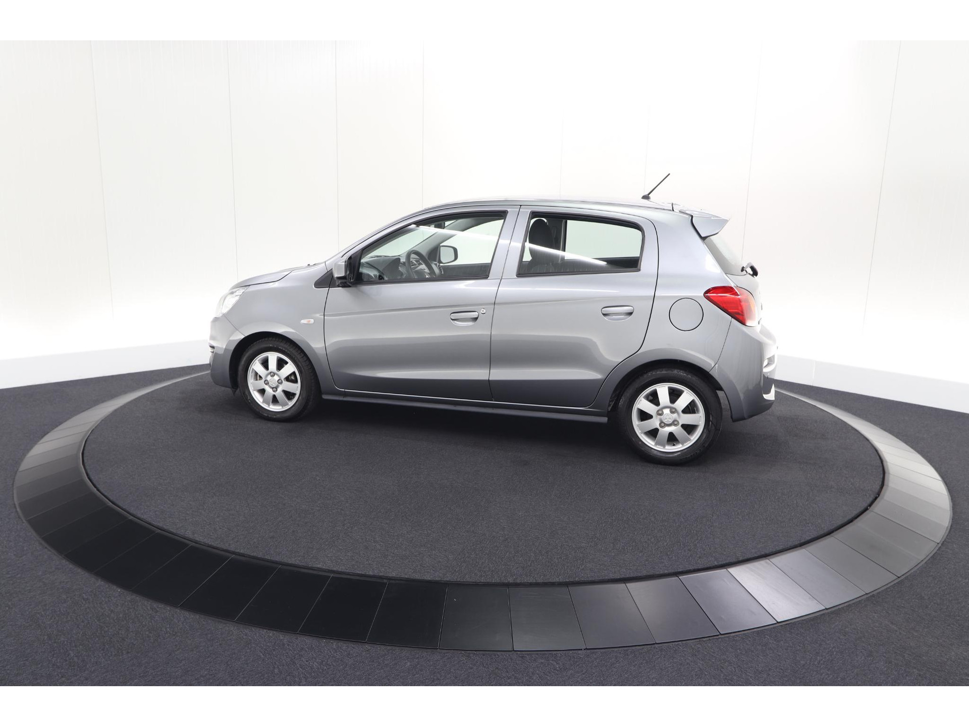 Mitsubishi Space Star 1.0 Cool+ | AUTOMAAT | Parkeersensoren | Airco | 5 deurs