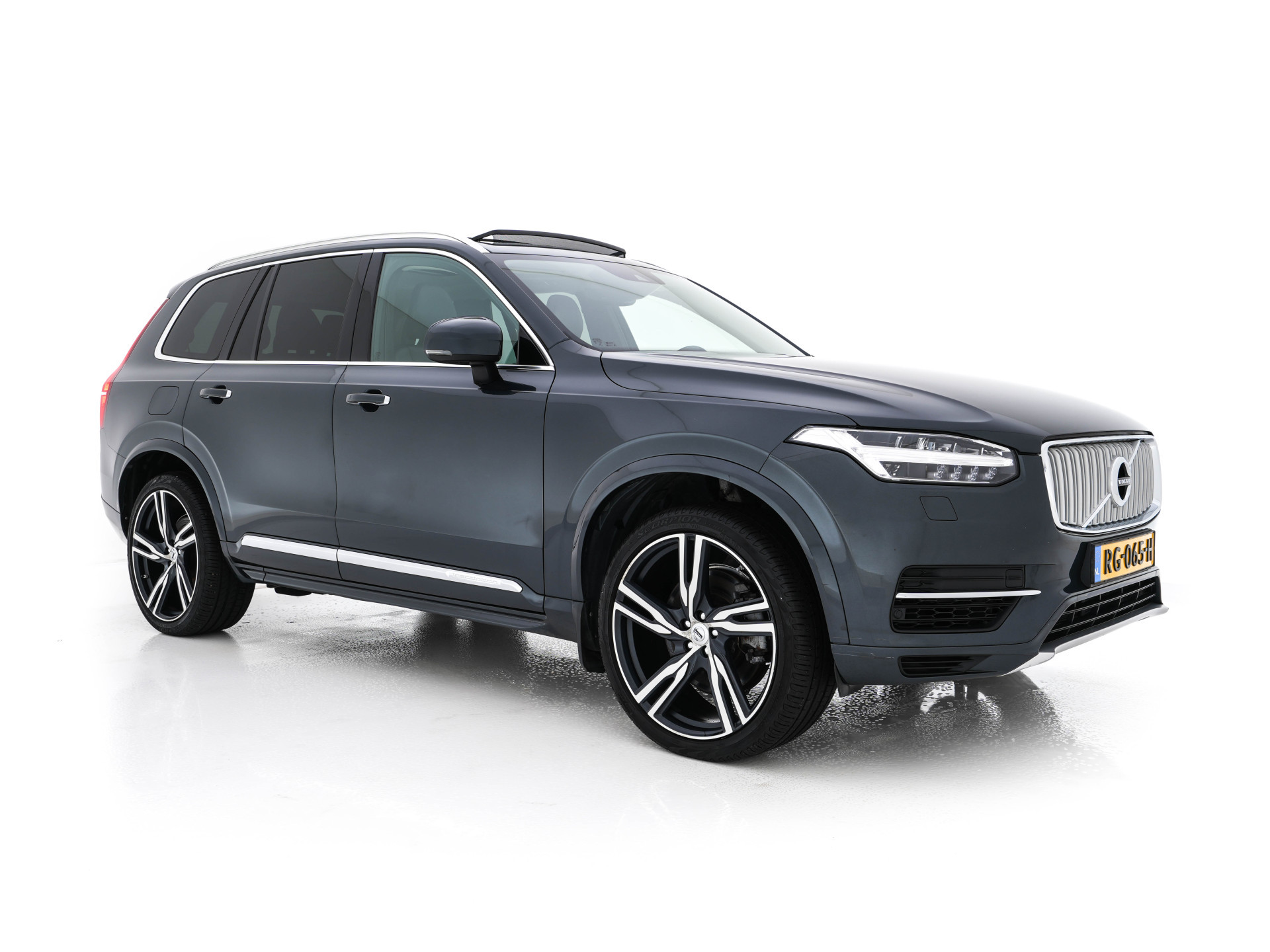 Volvo XC90 2.0 T8 Twin Engine Inscription AWD [ 7-Pers ] (INCL-BTW) Aut. *PANO | NAPPA-LEATHER | FULL-LED | MEMORY-PACK | KEYLESS | DAB | NAVI-FULLMAP | CAMERA | DIGI-COCKPIT | SPORT-SEATS | 22"ALU*