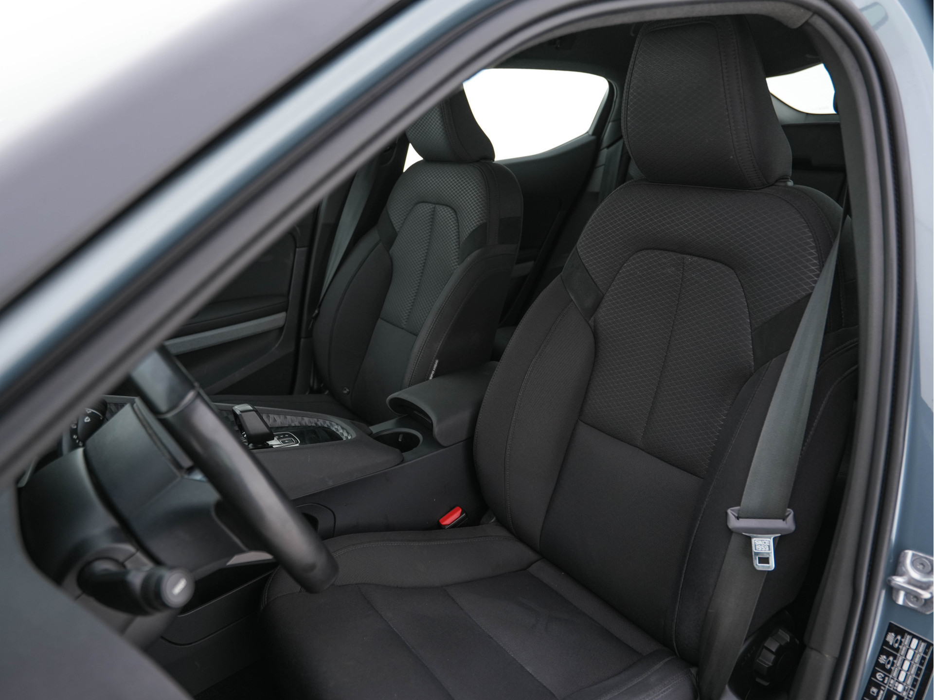 Polestar 2 Long Range Single Motor 78 kWh [ 3-Fase-11kW ] {SOH-95%} (INCL-BTW) *NAVI-FULLMAP | FULL-LED | KEYLESS | CAMERA | LANE-ASSIST | DIGI-COCKPIT | DAB+ | COMFORT-SEATS | ECC | PDC | 20''ALU*