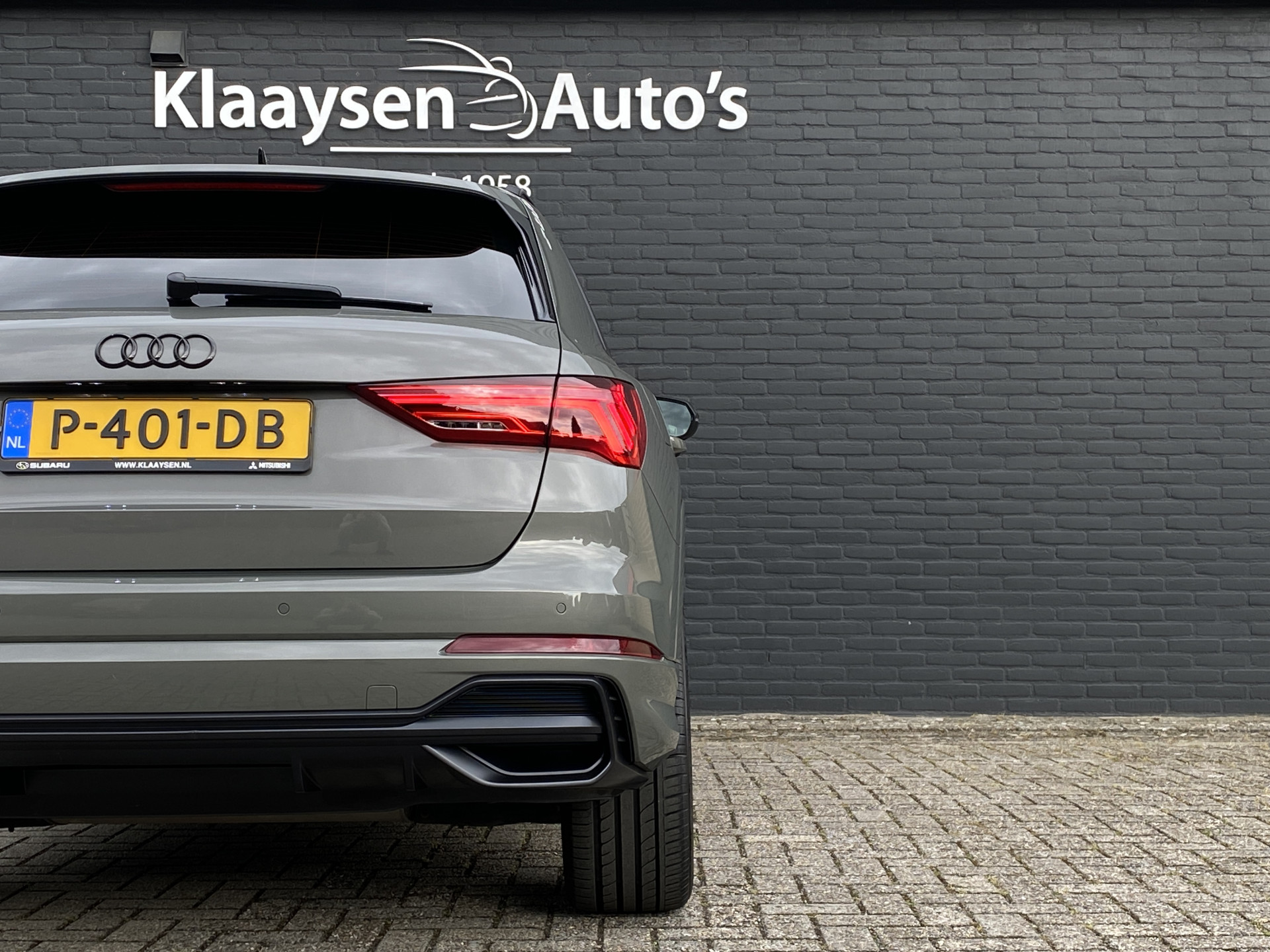 Audi Q3 35 TFSI 150 pk S Line AUT. | zwart optiek | 20'' lichtmetalen velgen | adaptieve cruise | sportstoelen | apple carplay | led kopl.