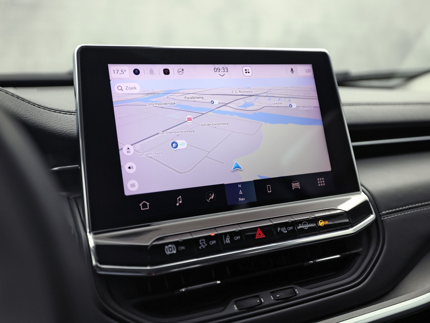 Jeep Compass 4xe 190 Plug-in Hybrid Electric Night Eagle. Automaat (NAP, APPLE CARPLAY, GROOT NAVI, LEDER, ADAPTIVE CRUISE, SPORTSTOELEN, GETINT GLAS, KEYLESS, NIEUWSTAAT)