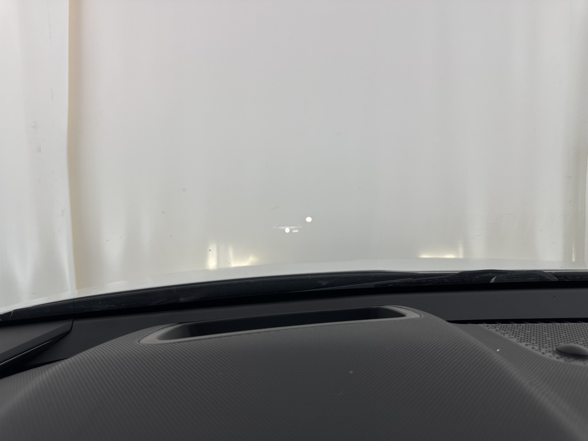 Kia Niro 1.6 GDi Hybrid Dynamic Plus Line (INCL-BTW) Aut. *PANO | HEAD-UP | LEATHER | DIGI-COCKPIT | NAVI-FULLMAP | DAB | ADAPTIVE-CRUISE | CAMERA | HEATED-COMFORTSEATS | KEYLESS | PRIVACYGLASS | SHIFTPADDLES | CARPLAY | TOWBAR | 16"