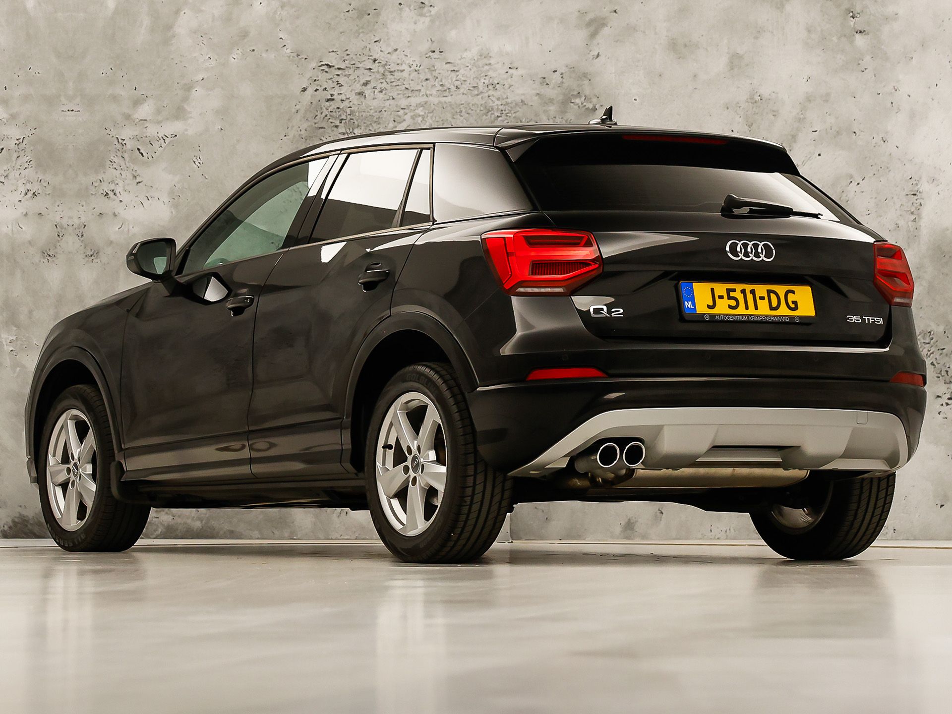 Audi Q2 35 TFSI S-Tronic Sport 150Pk Automaat (VIRTUAL COCKPIT, APPLE CARPLAY, GROOT NAVI, CLIMATE, STOELVERWARMING, SPORTSTOELEN, GETINT GLAS, PARKEERSENSOREN, CRUISE, NIEUWSTAAT)