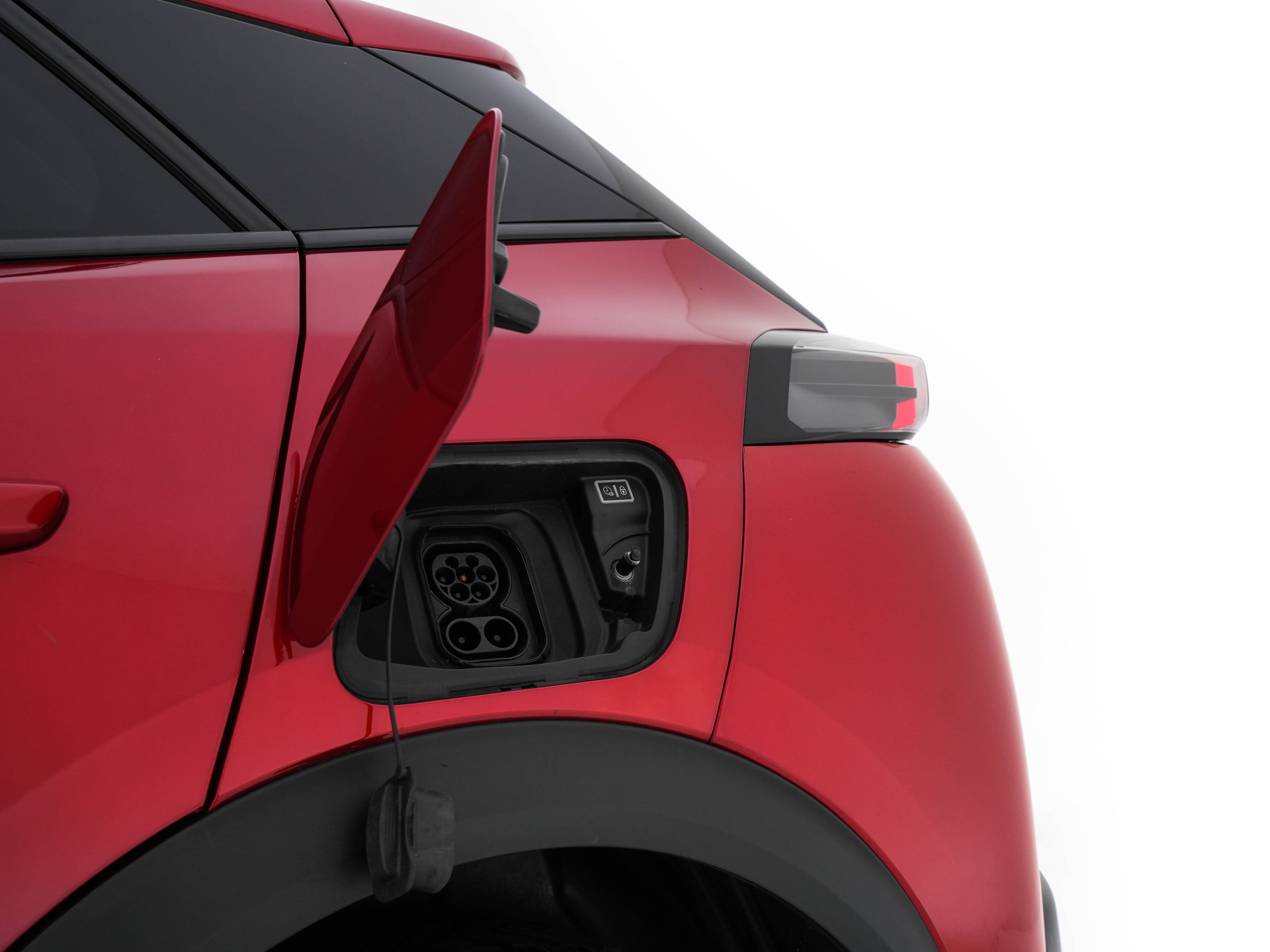 Peugeot e-2008 EV Allure 50 kWh [ 3-Fase ] {SOH-84%} (INCL-BTW) *PANO | LEATHER-FABRIC | FULL-LED | SPORT-SEATS | DIGI-COCKPIT | CAMERA | KEYLESS | PRIVACY-GLASS | DAB+ | NAVI-FULLMAP | ECC | CARPLAY | LANE-ASSIST | PDC | CRUISE | 17''ALU*