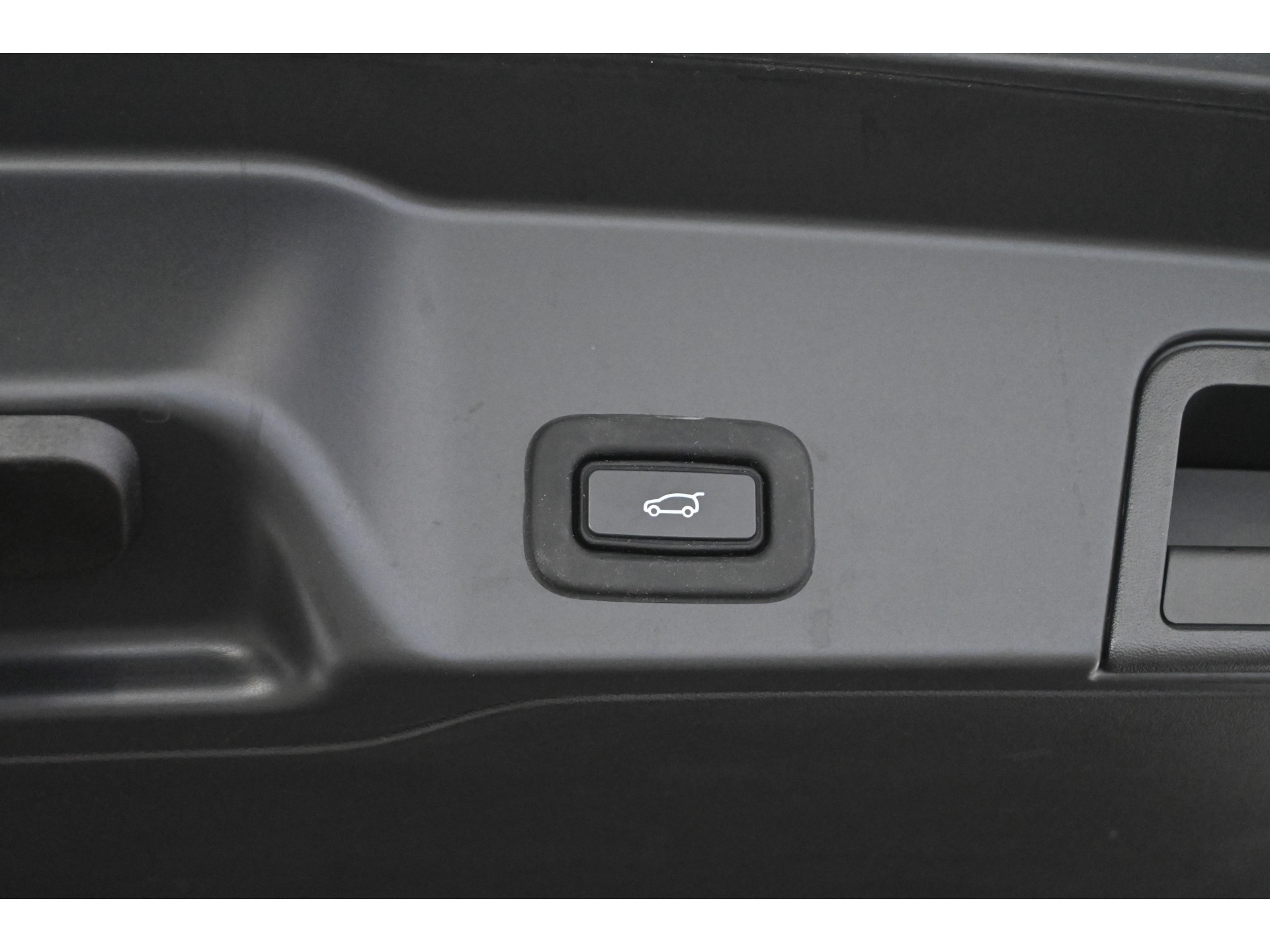 Land Rover Range Rover Evoque 2.0 P200 AWD Automaat Navigatie Leder Stoel/Stuur verwarming Rijklaarprijs Inruil Mogelijk!