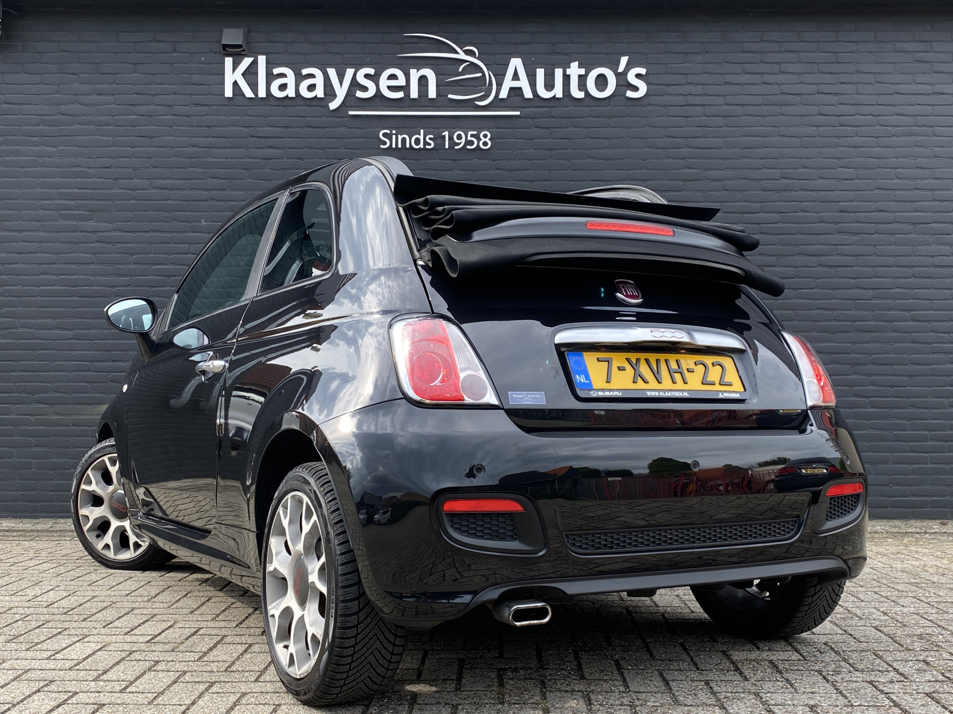 Fiat 500 C 0.9 TwinAir Turbo 500S Sport | leder interieur | climate control | parkeersensoren | all season banden | NL auto