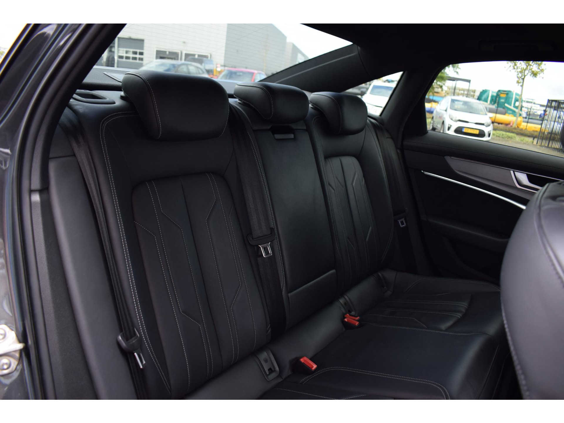Audi A6 Limousine 50 TFSI e quattro S edition | 2x S-Line | Pano | Leer | Trekhaak Afneembaar