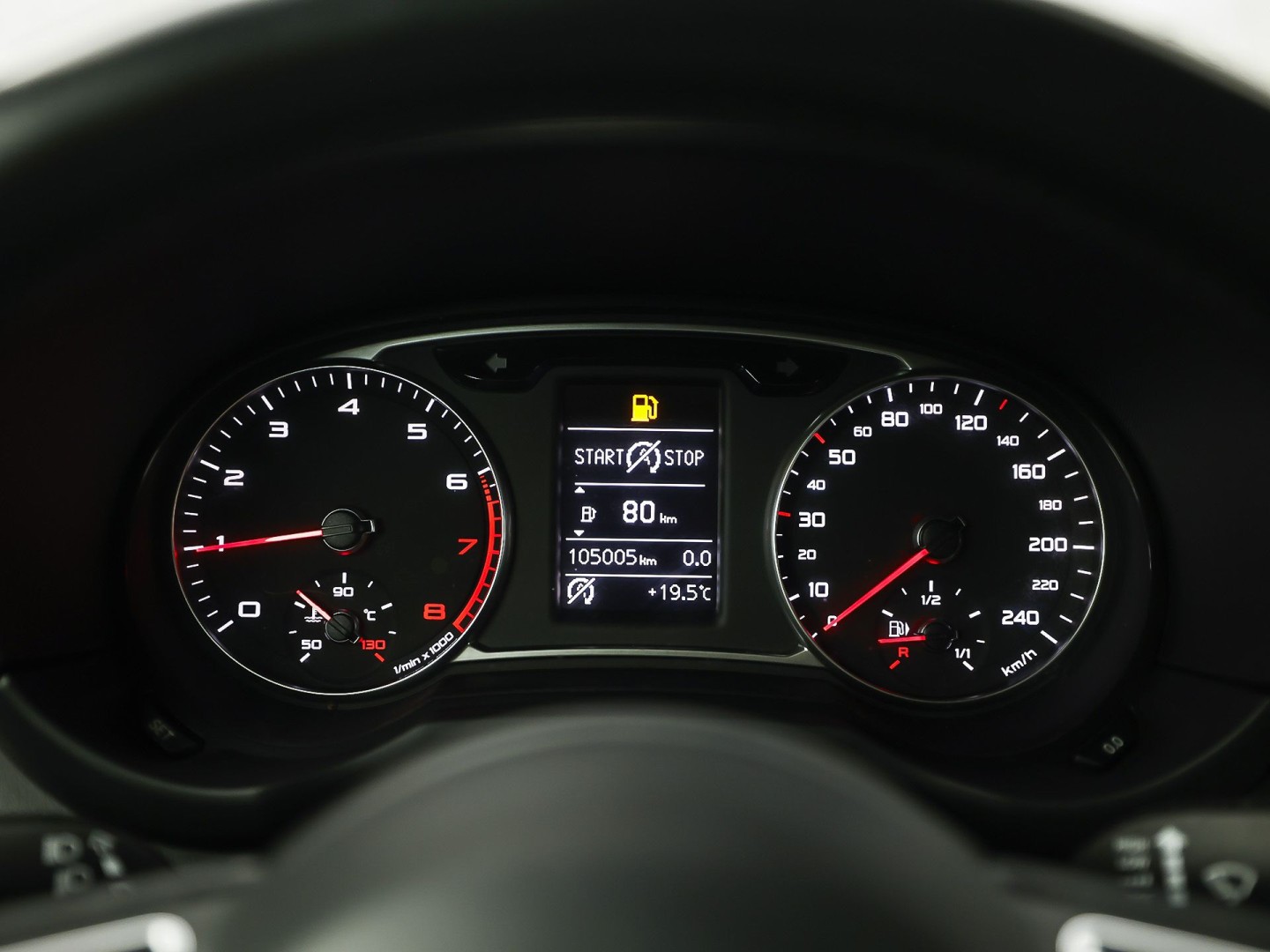 Audi A1 Sportback 1.0 TFSI Sport (NAVIGATIE, 5 DEURS, CLIMATE, STOELVERWARMING, SPORTSTOELEN, PARKEERSENSOREN, LED ACHTERLICHTEN, LM VELGEN, NIEUWE APK, NIEUWSTAAT)