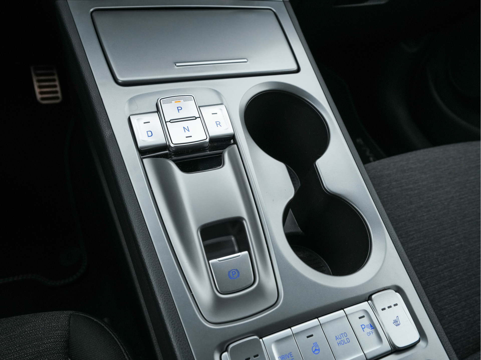 Hyundai Kona EV Comfort 39 kWh {SOH-100%} (INCL-BTW) Aut. *HEAT-PUMP | NAVI-FULLMAP  | KEYLESS | KRELL-AUDIO | CAMERA | DAB | ECC | PDC | ADAPTIVE-CRUISE | LANE-ASSIST | HEATED-COMFORTSEATS | CCS-FASTLOADER | LANE-ASSIST | ...