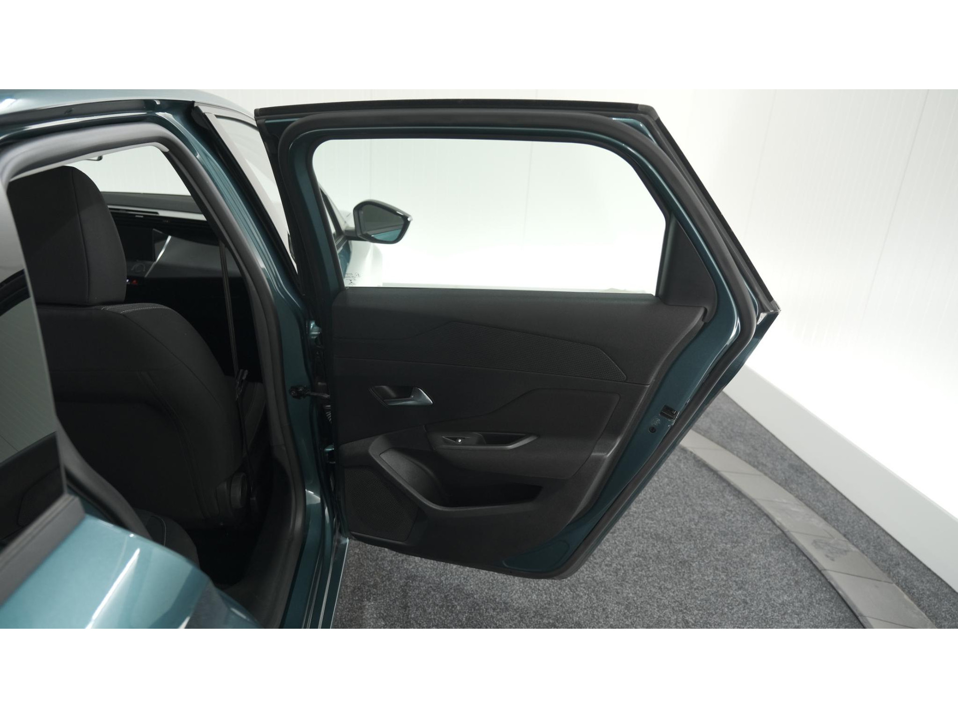 Peugeot 308 SW PureTech 130 EAT8 Active Pack | Automaat | Apple Carplay | Parkeersensoren | Navigatie