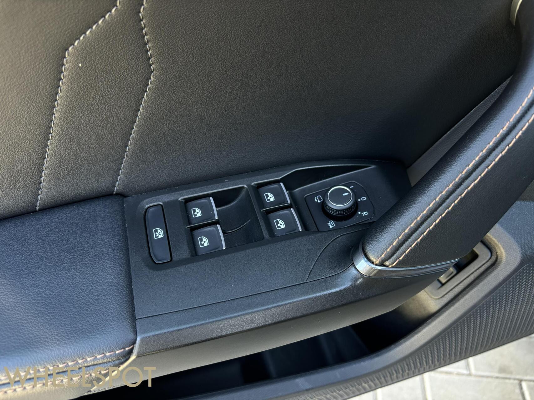 Cupra Formentor 1.4 e-Hybrid VZ Copper|Pano|Kuipstoel|Memory