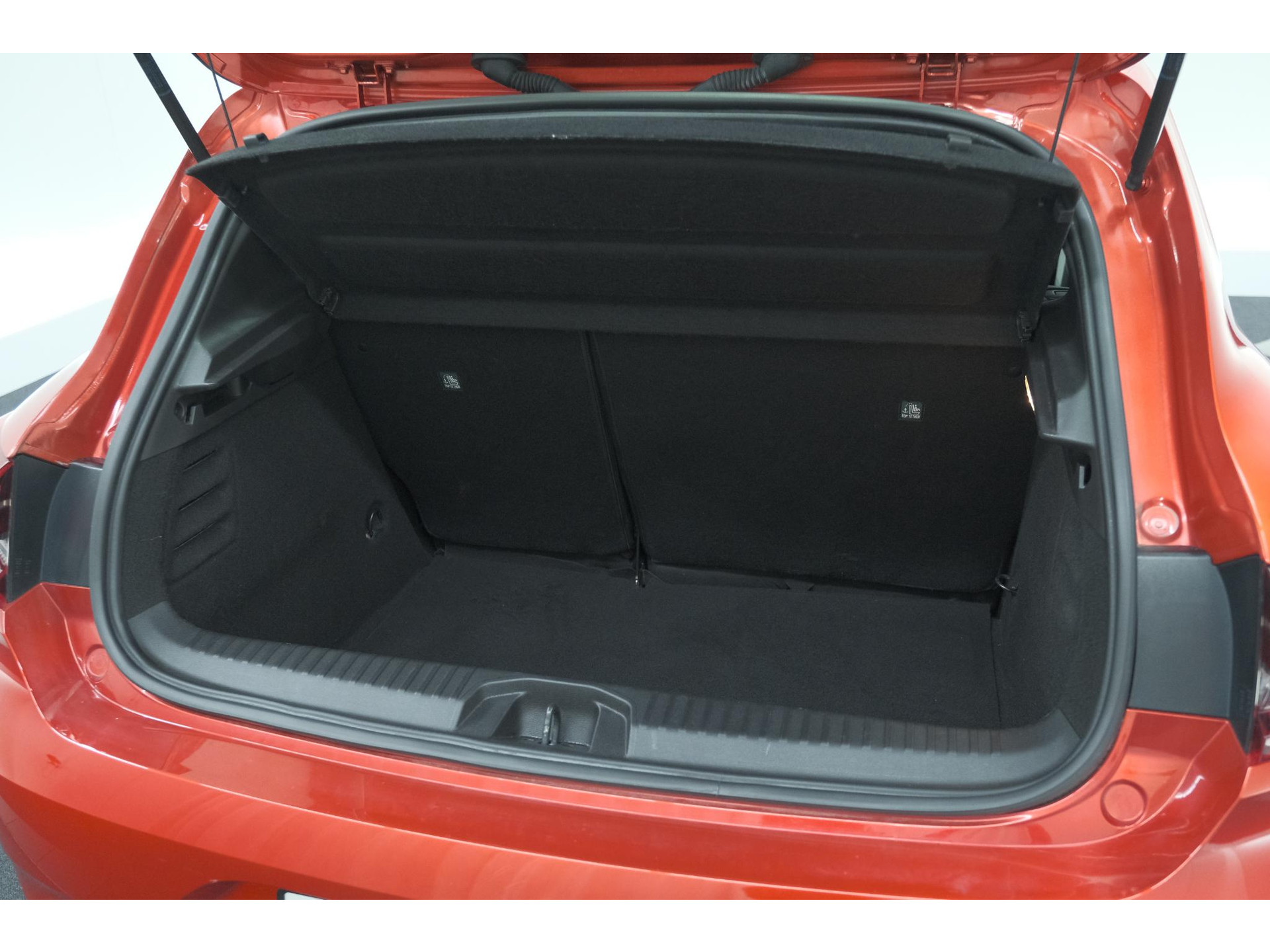 Renault Clio TCe 100 Intens | Dodehoekdetectie | Camera | Apple Carplay | Parkeersensoren