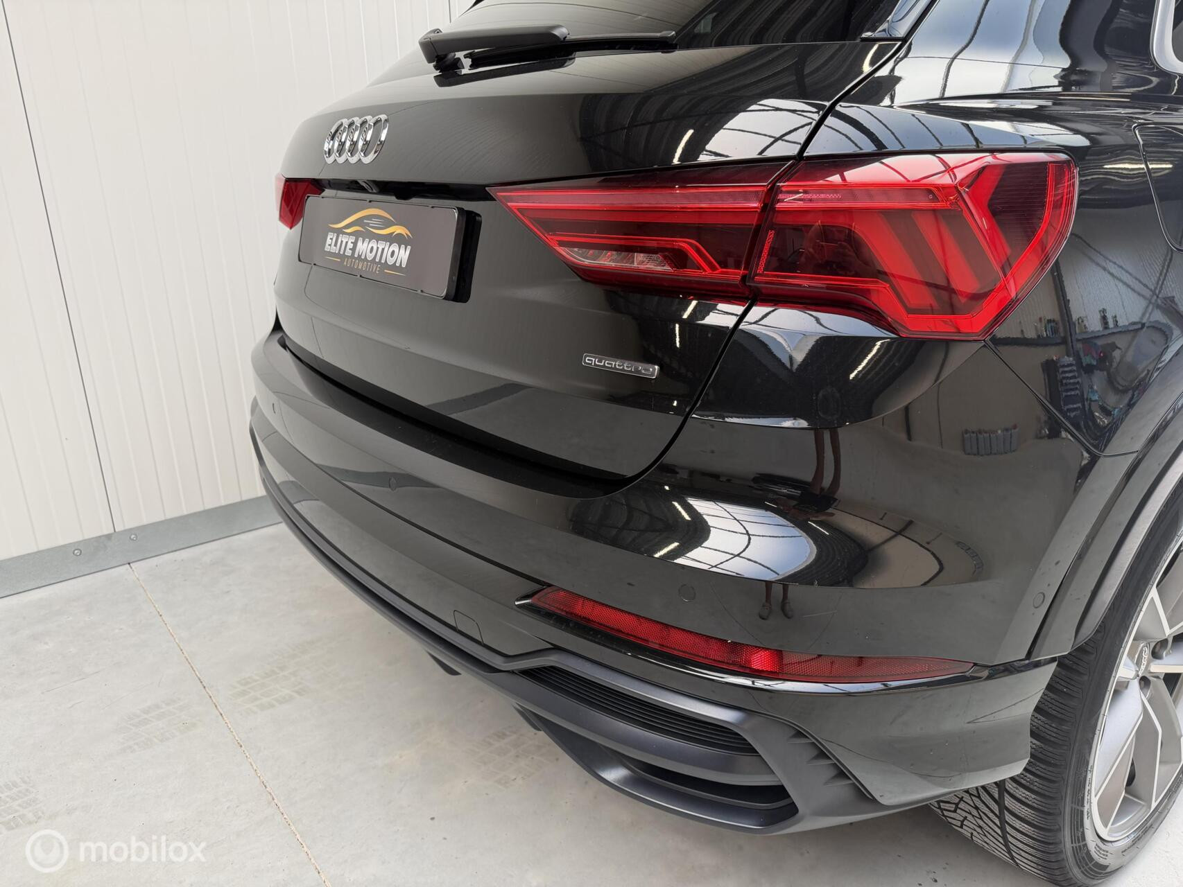 Audi Q3 40 TFSI Quatrro S-tronic 190 PK | 3x S line | 360Cam