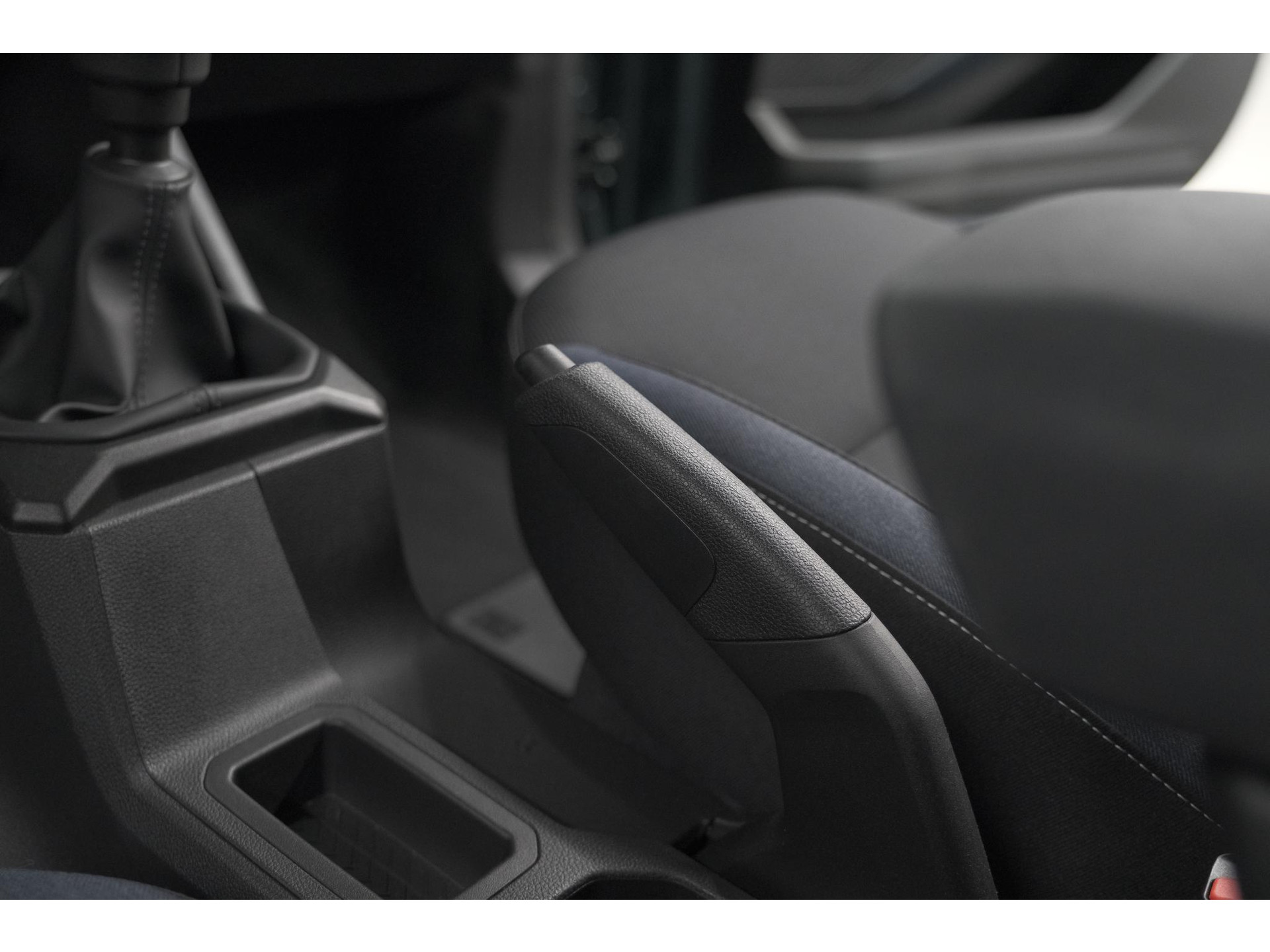 Dacia Duster Mild Hybrid 130 Expression | Camera | Stoelverwarming | Apple Carplay | Navigatie